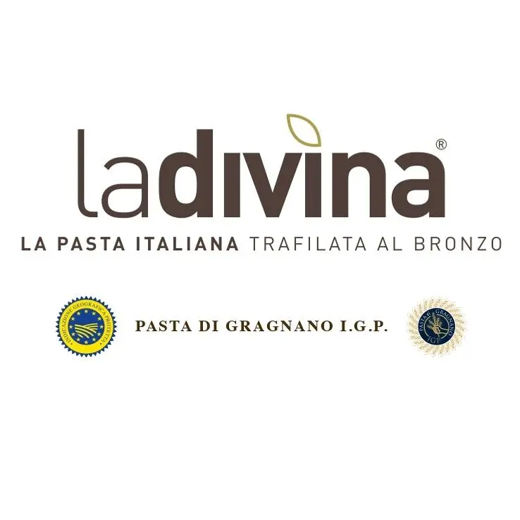 LA DIVINA