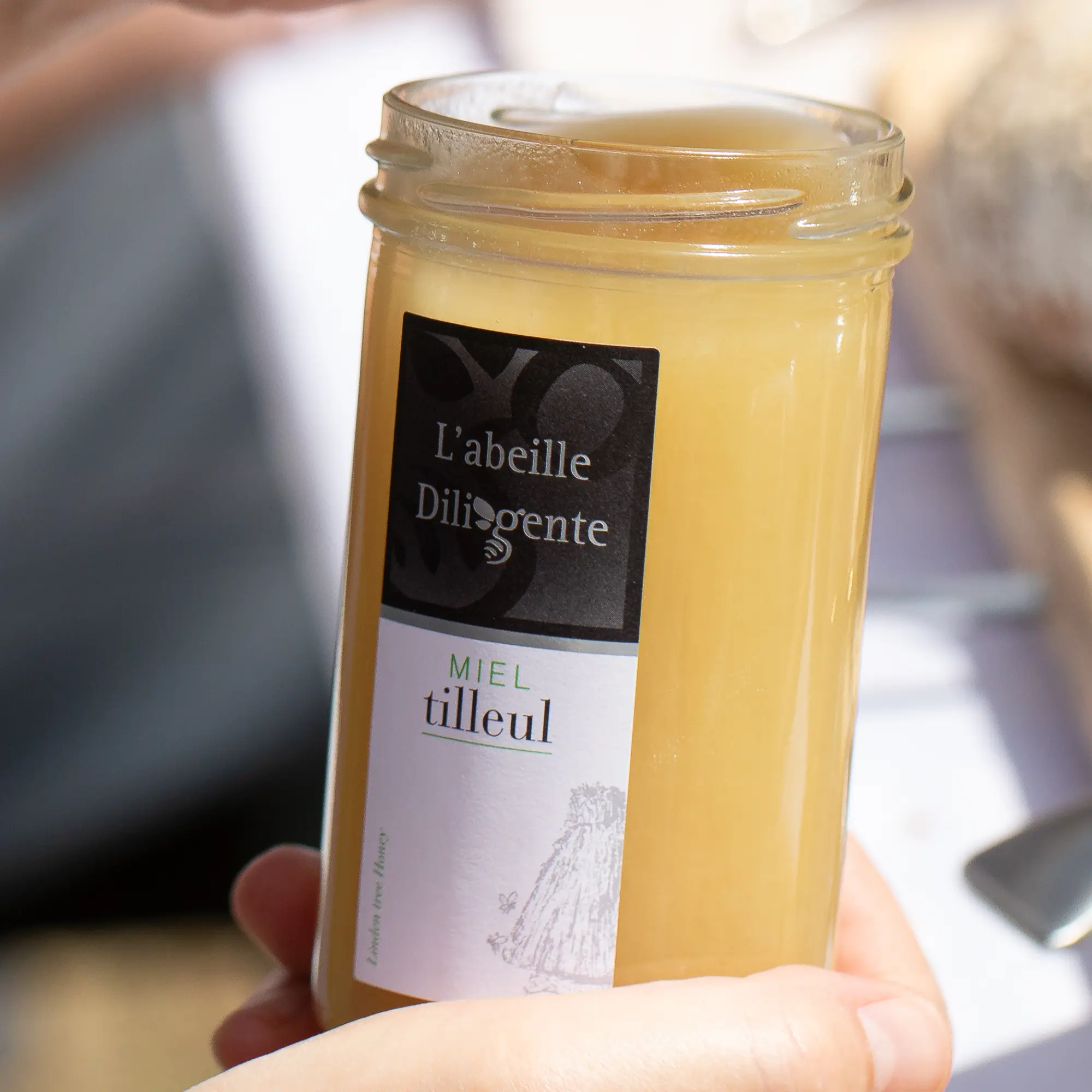Abeille Diligente