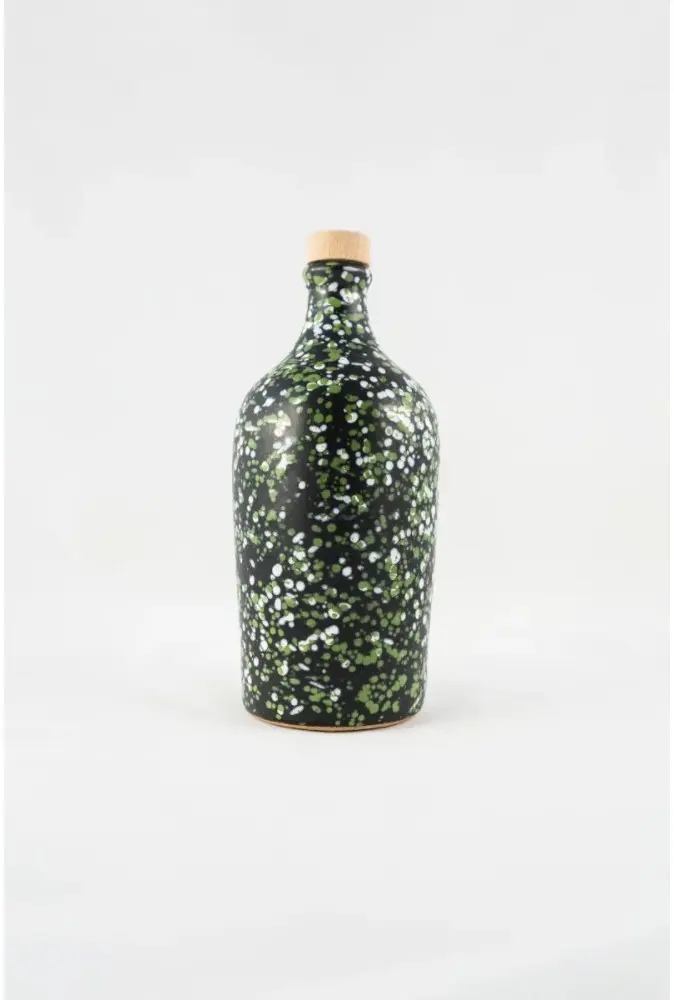 Vase en céramique gras à la main avec de l'huile d'olive biologique verte 500ml