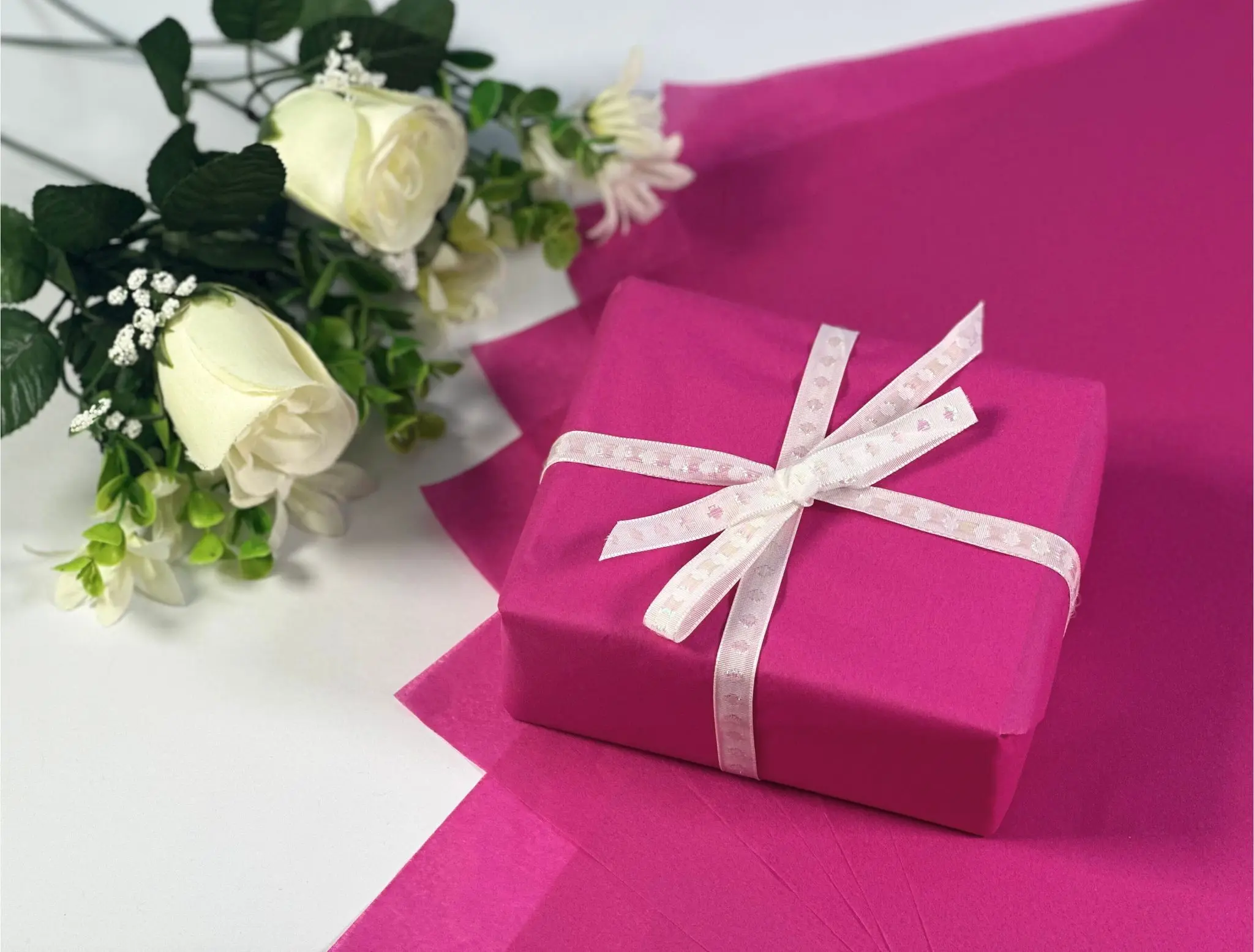 Pink Tissue Paper Bright - 10 Sheets 50cm x 75cm | Eco Packaging