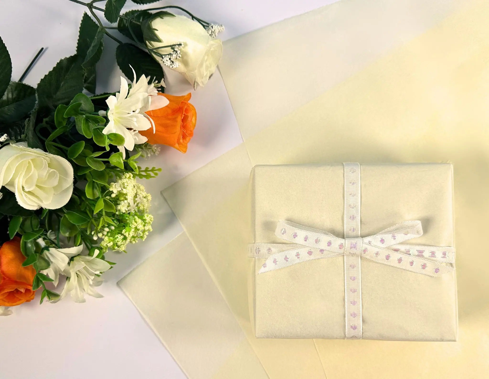 Cream Tissue Paper Ivory - 10 Sheets 50cm x 75cm | Eco Packaging