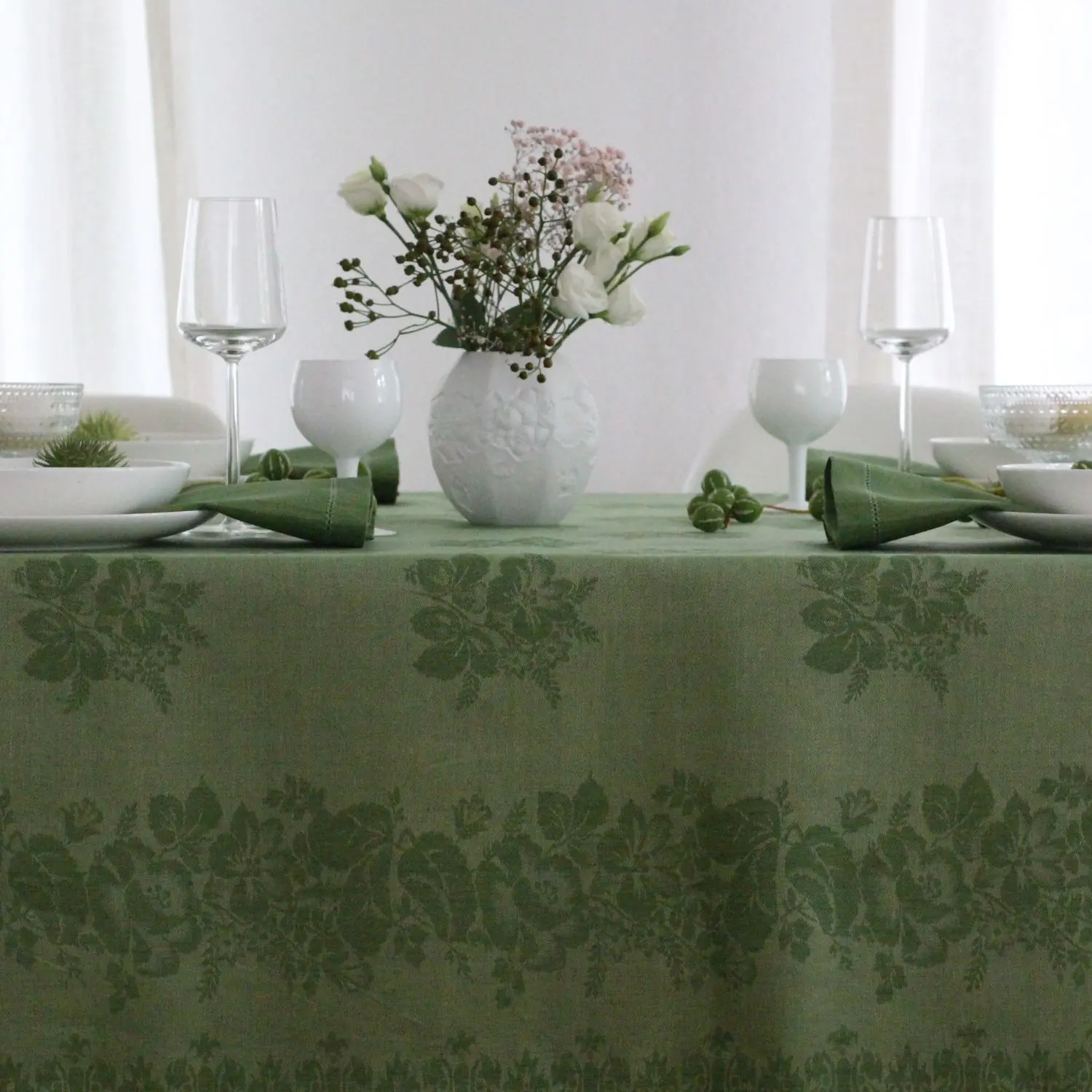 Tradition – green – 170 x 220cm