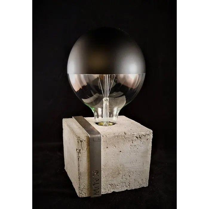Raw Concrete Design Tischlampe Industriezement/Stahl
