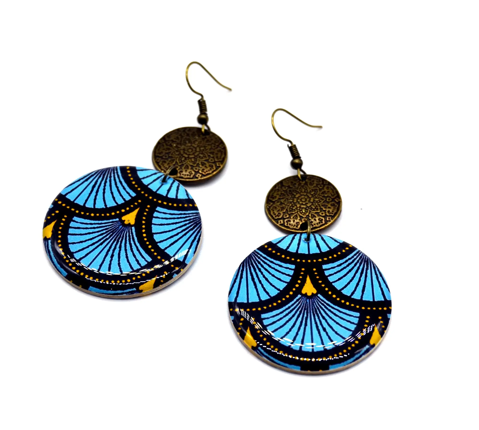 Round resin earrings printed wax Japanese blue bronze wave pattern