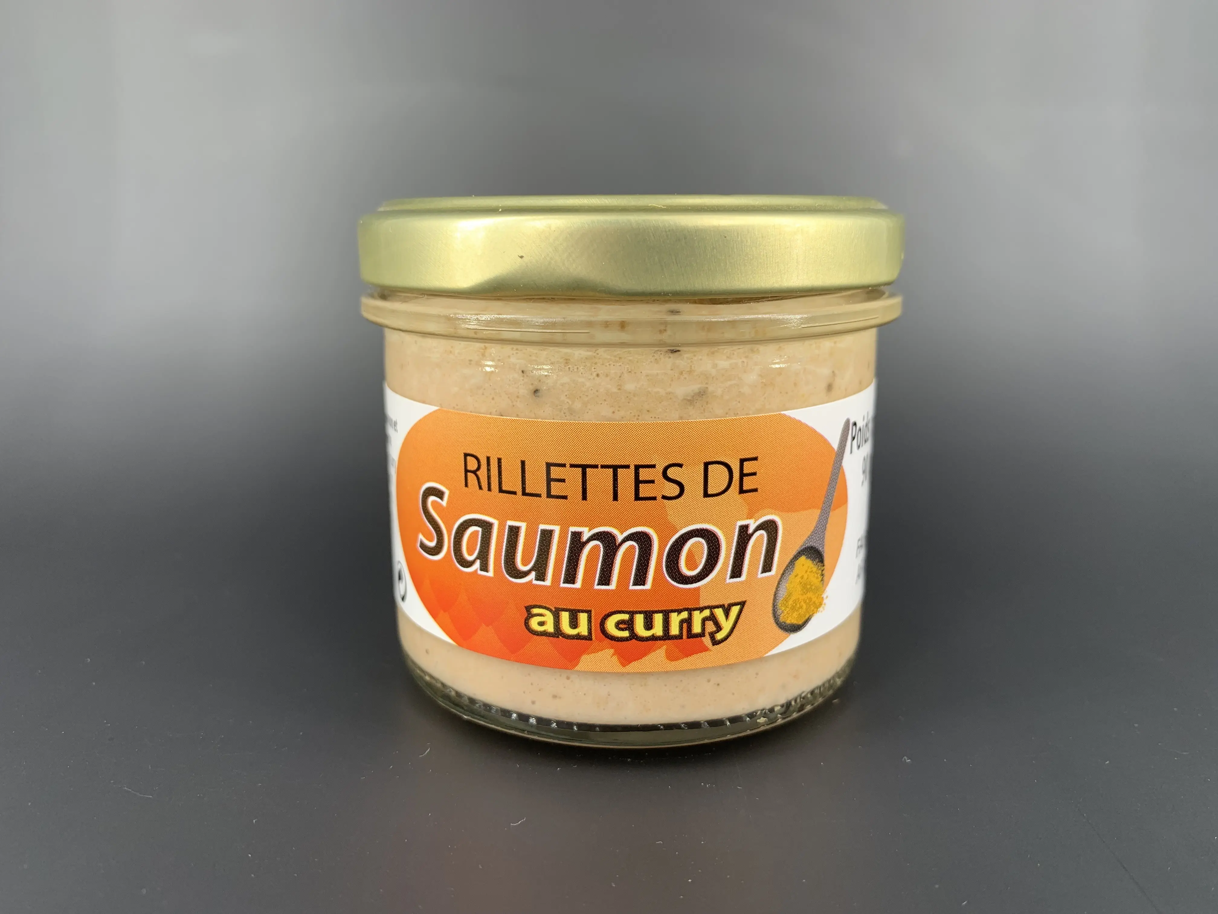 Rillettes de salmón con curry