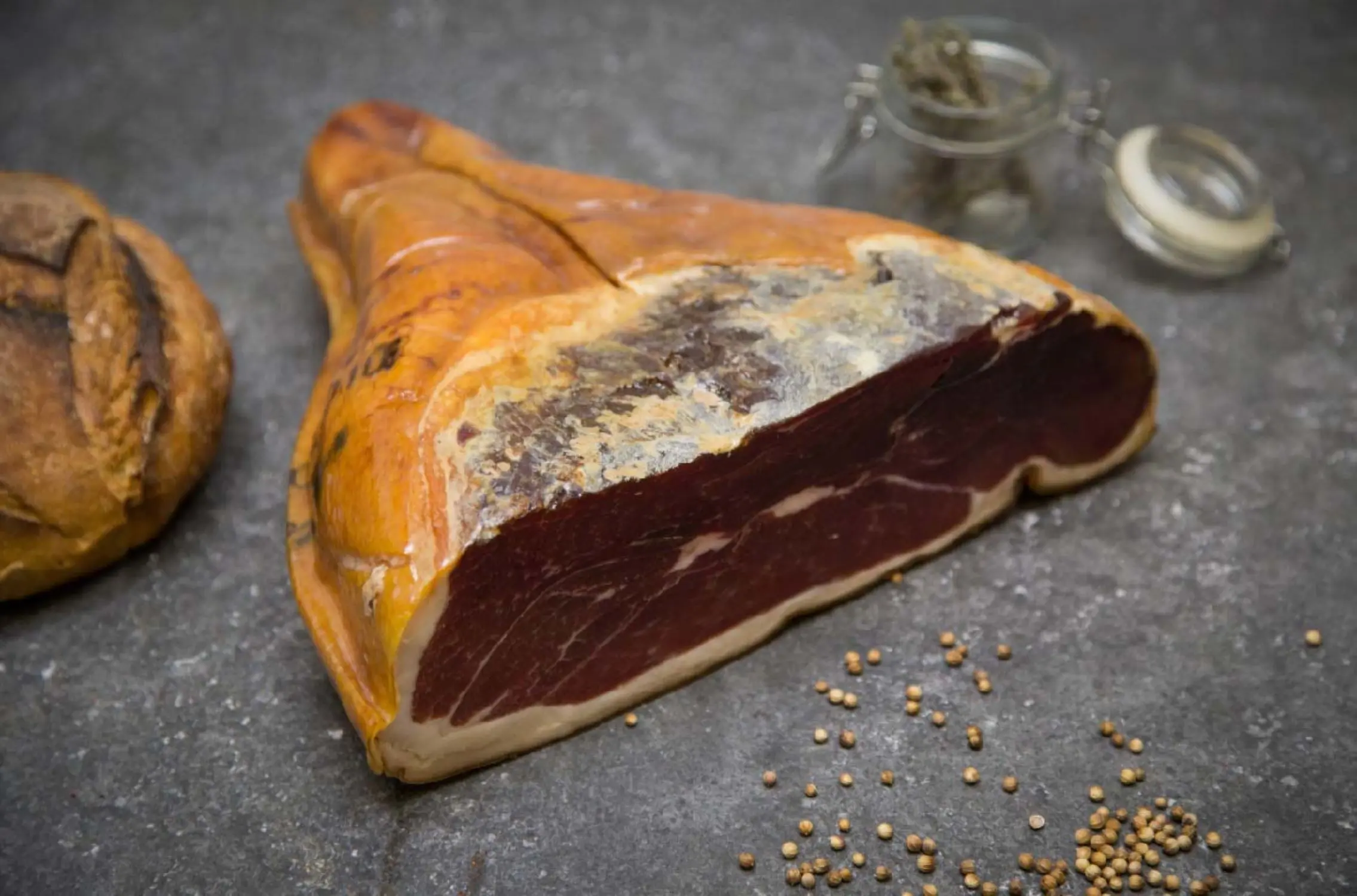 Ham 24 months - half boneless
