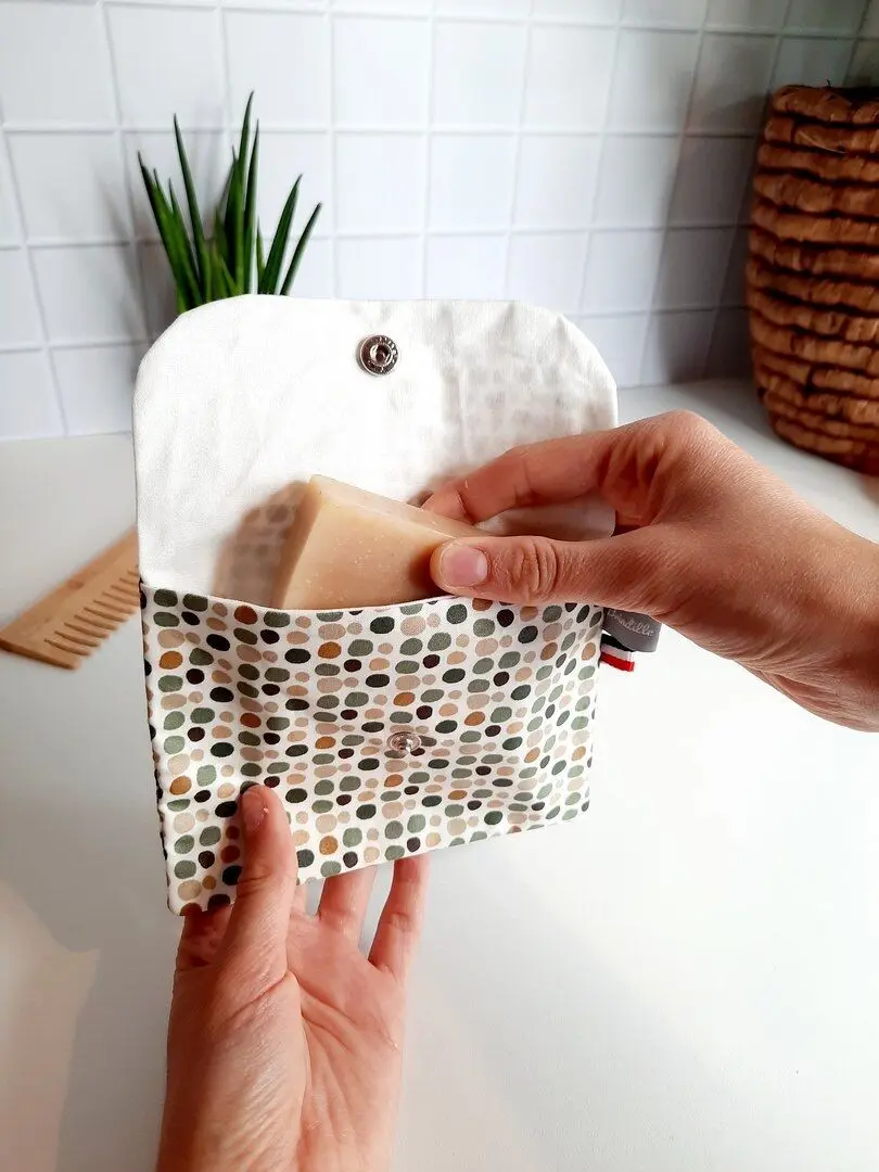 Coated cotton soap pouch