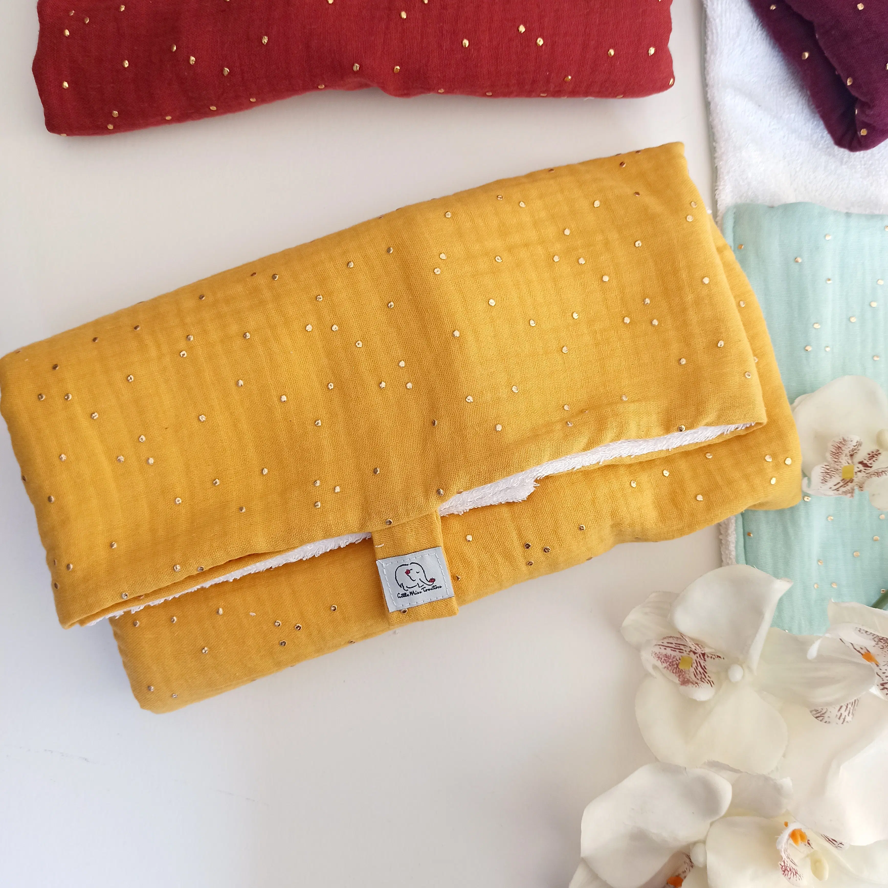 Nomadic changing mat - Mustard