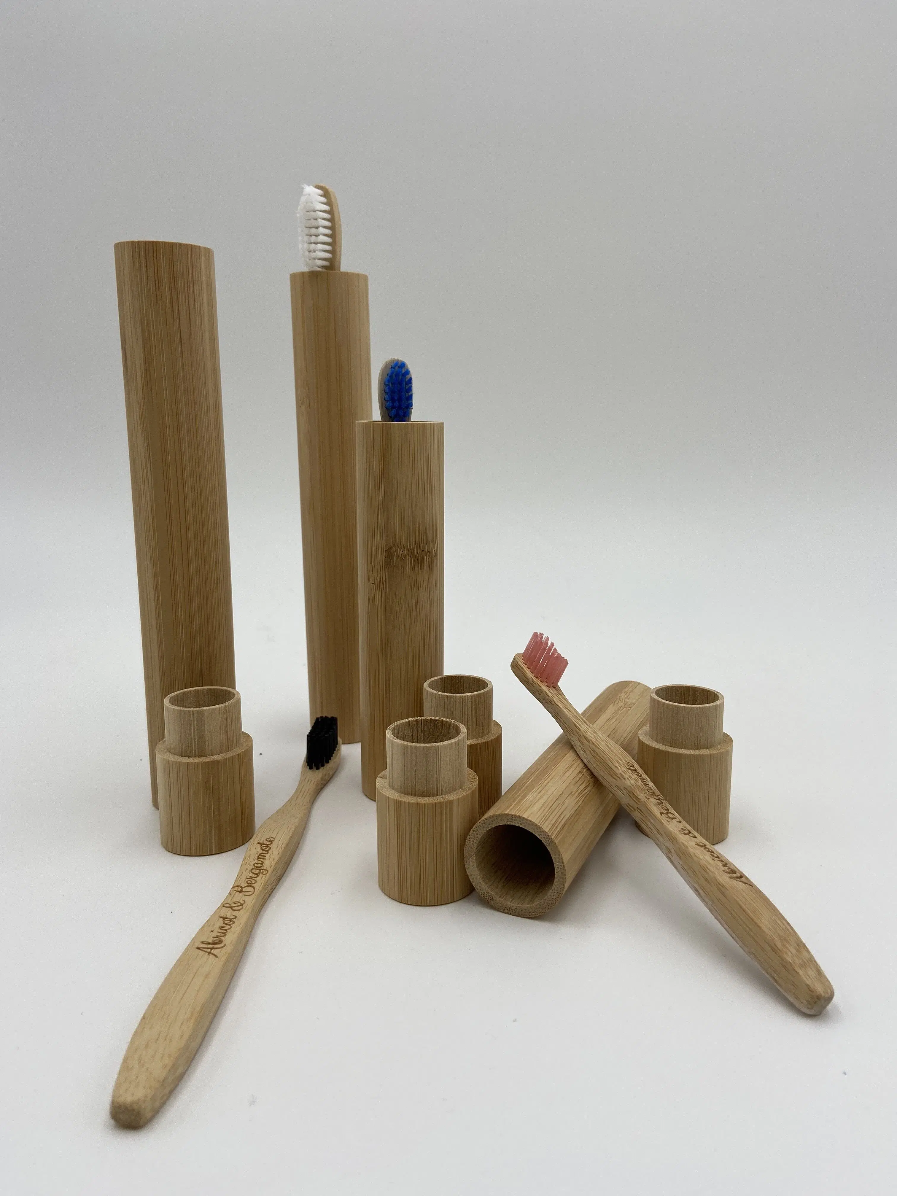Estuche para cepillos de dientes de bambú para niños