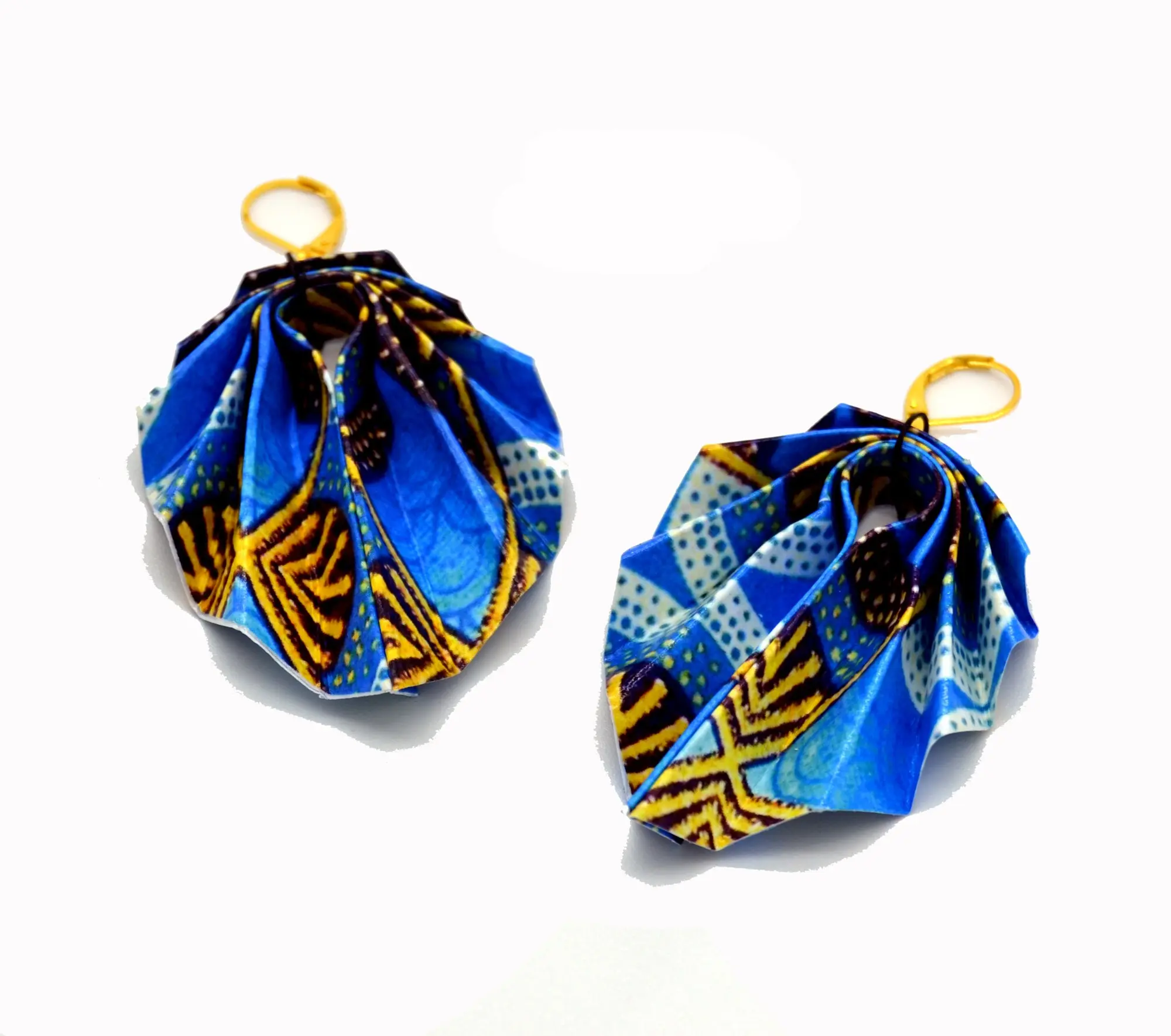 Origami folding paper earrings printed African wax patterns leaf blue yellow