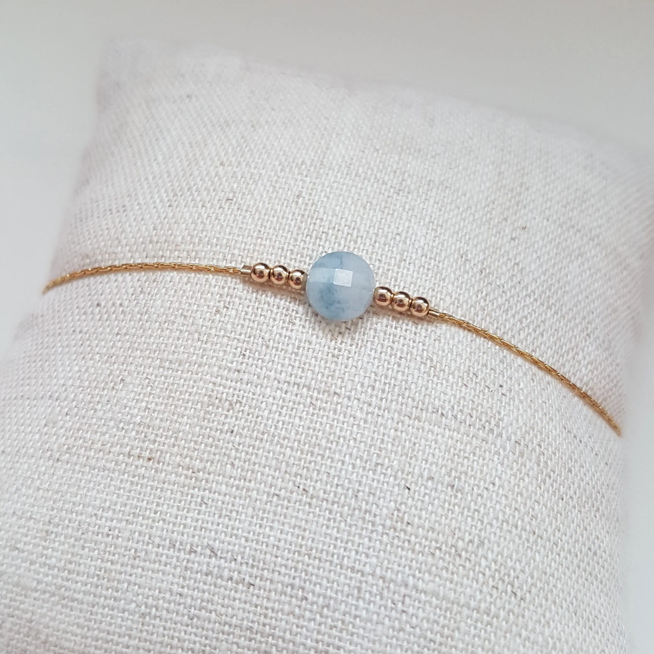 Marbled aquamarine bracelet