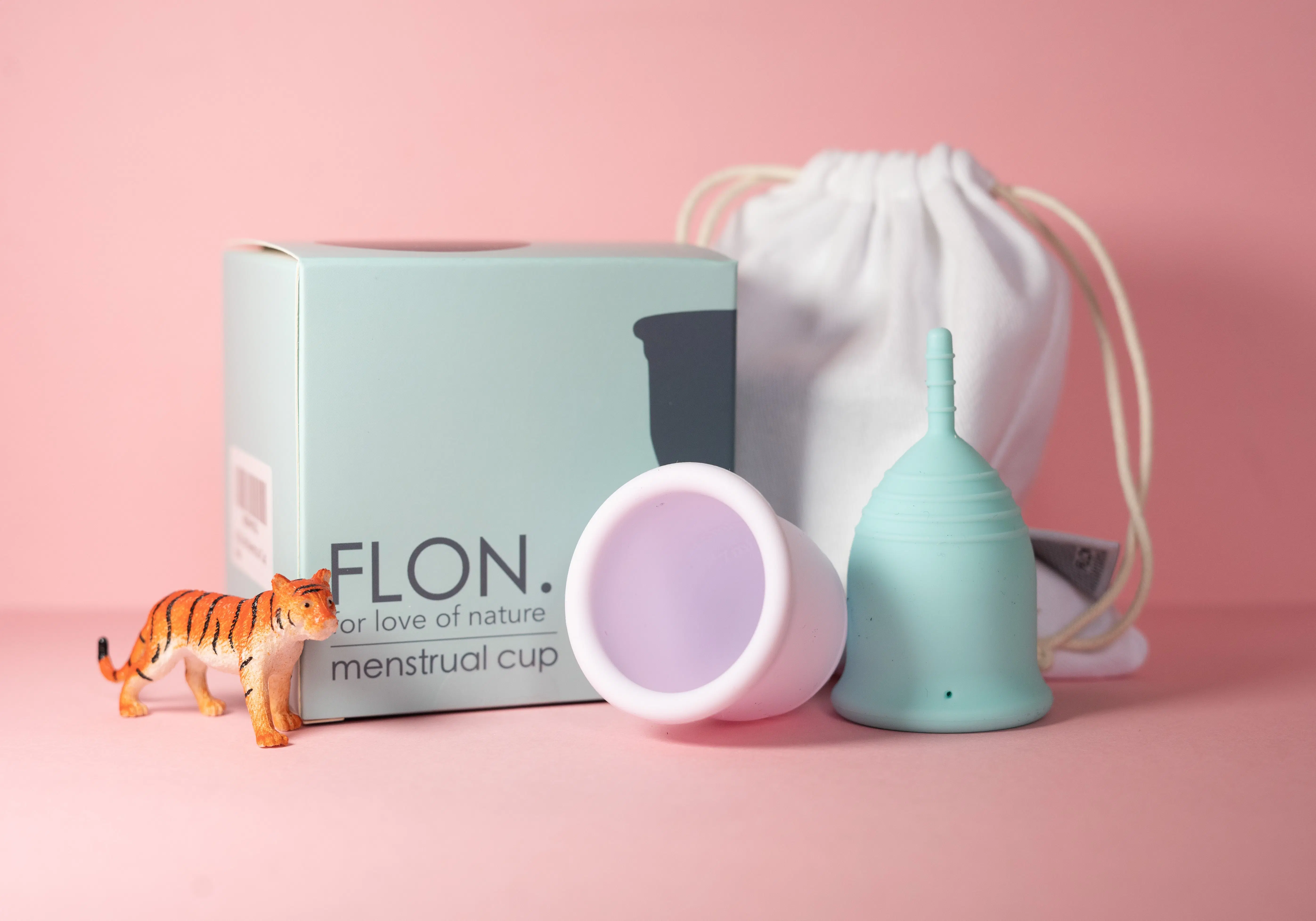 Menstruationstassen-Set – 2 Tassen (S&L) und Aufbewahrungstasche
