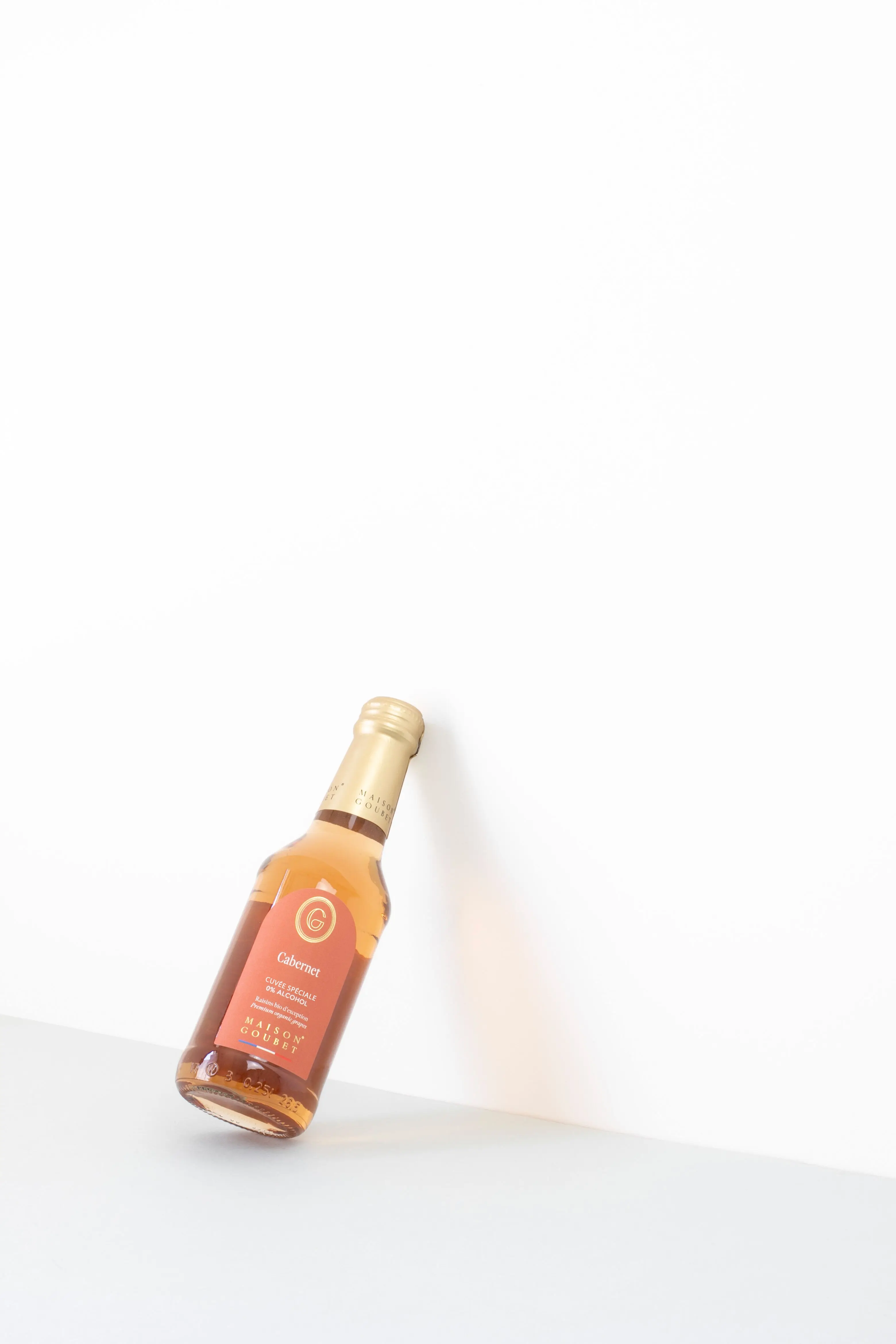 Organic & alcohol-free cuvée • Cabernet-Sauvignon grape variety 250ml