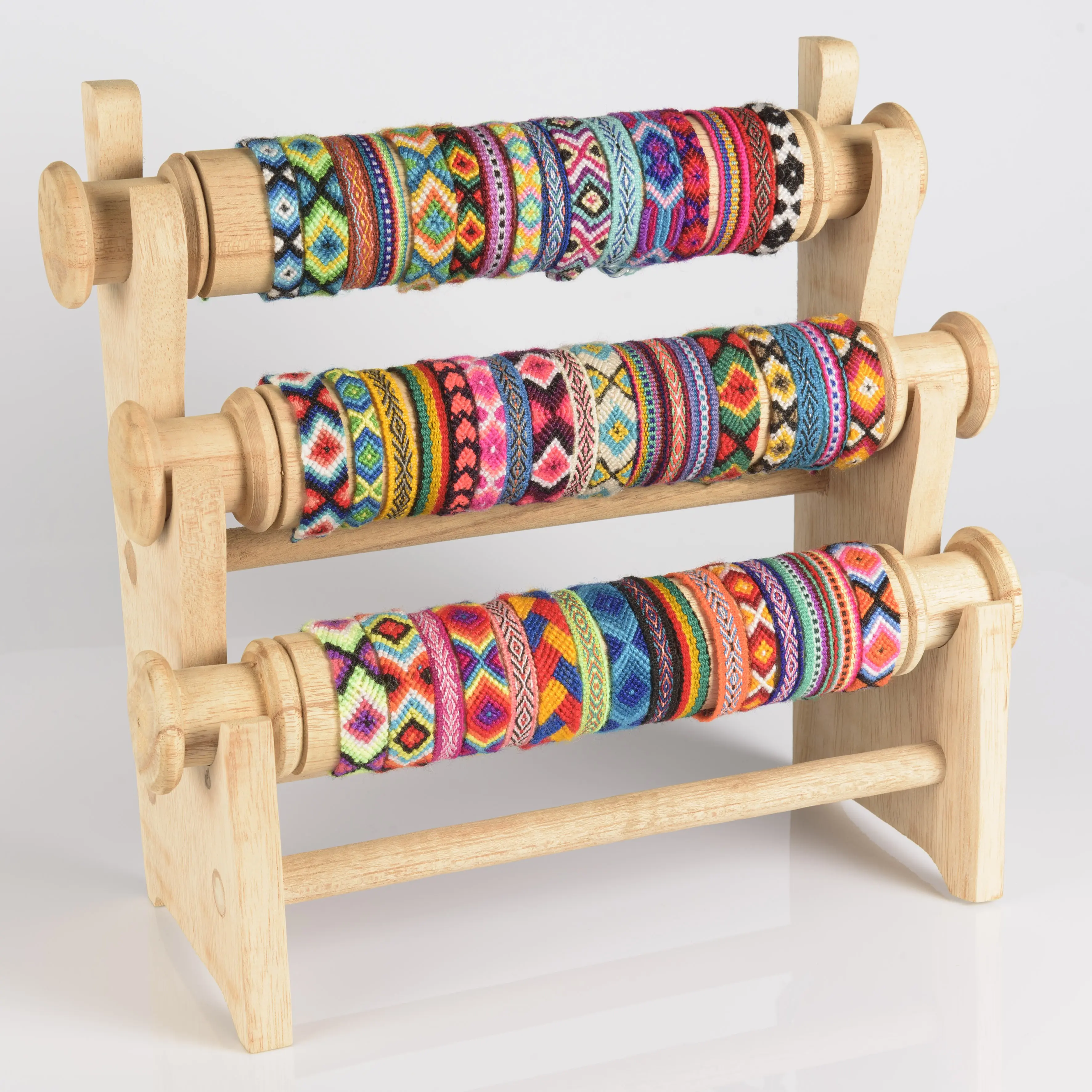 Discovery pack: 50 assorted Brazilian bracelets + a wooden display stand
