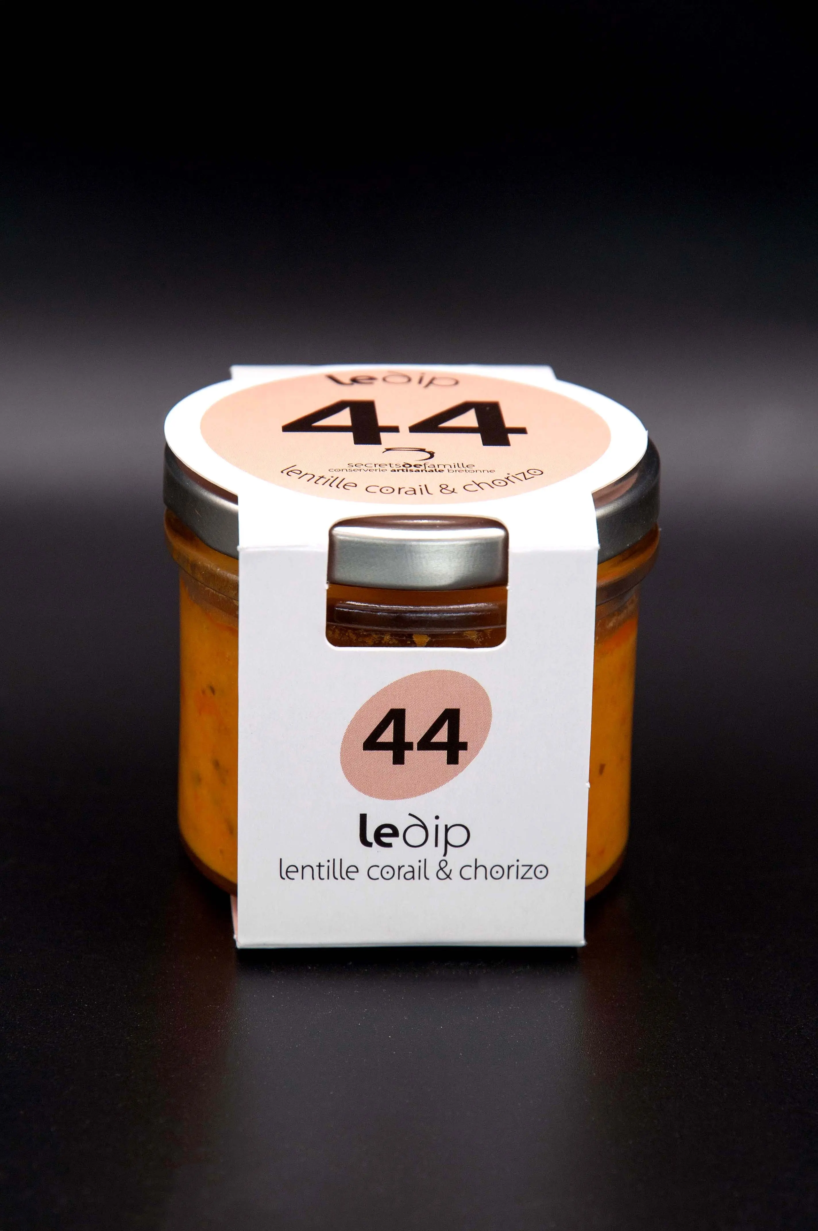 DIP DE LENTEJAS CON CORAL Y CHORIZO