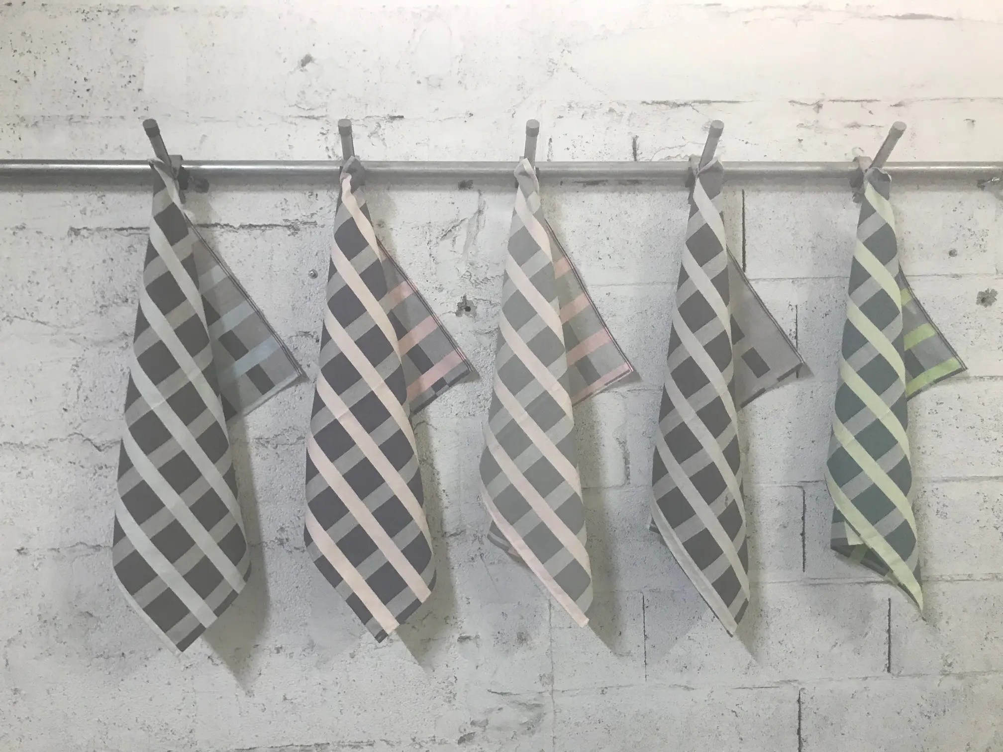 RAVIOLE tea towel - COLOR - 100% cotton