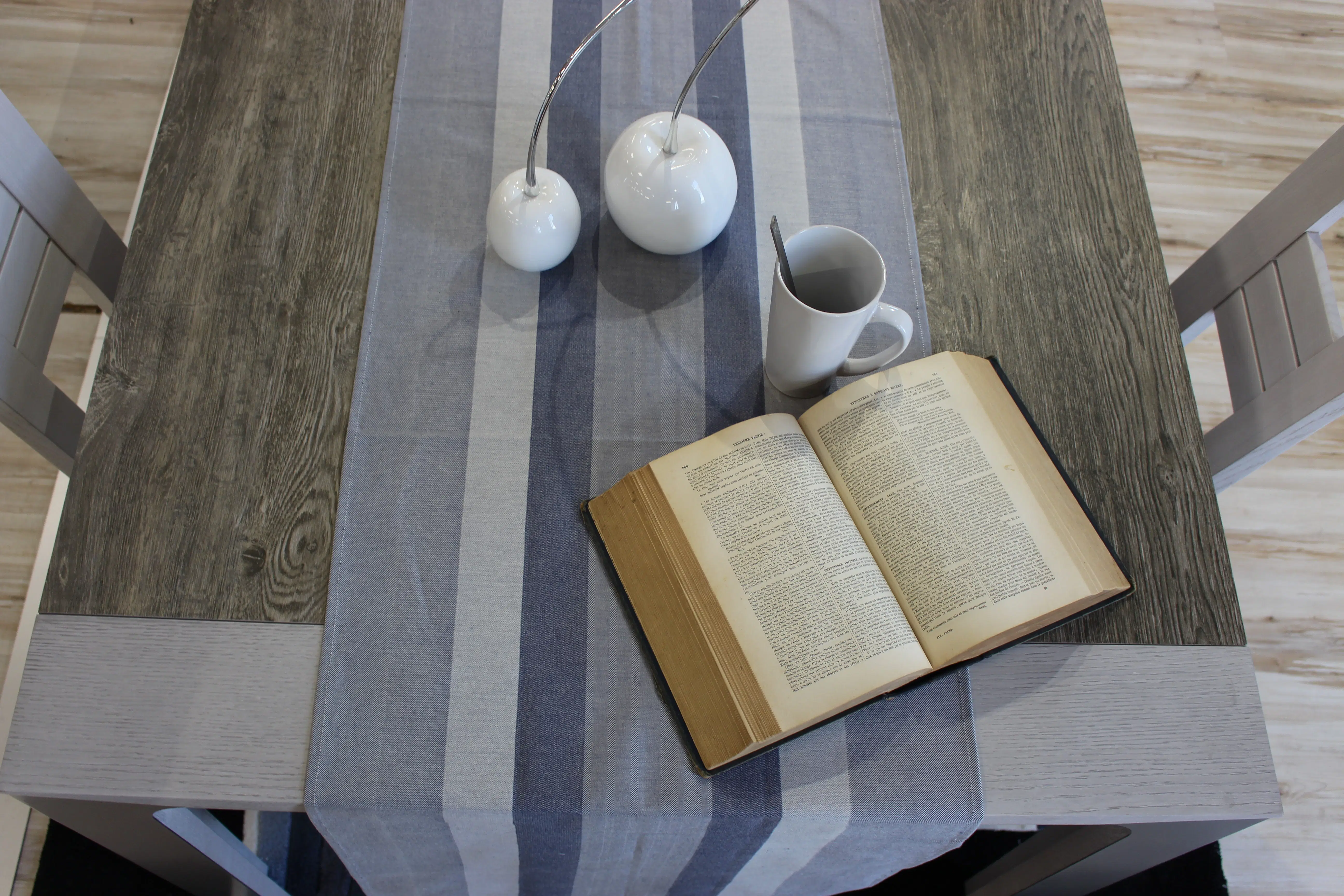 BOUILLABAISSE table runner - 100% cotton