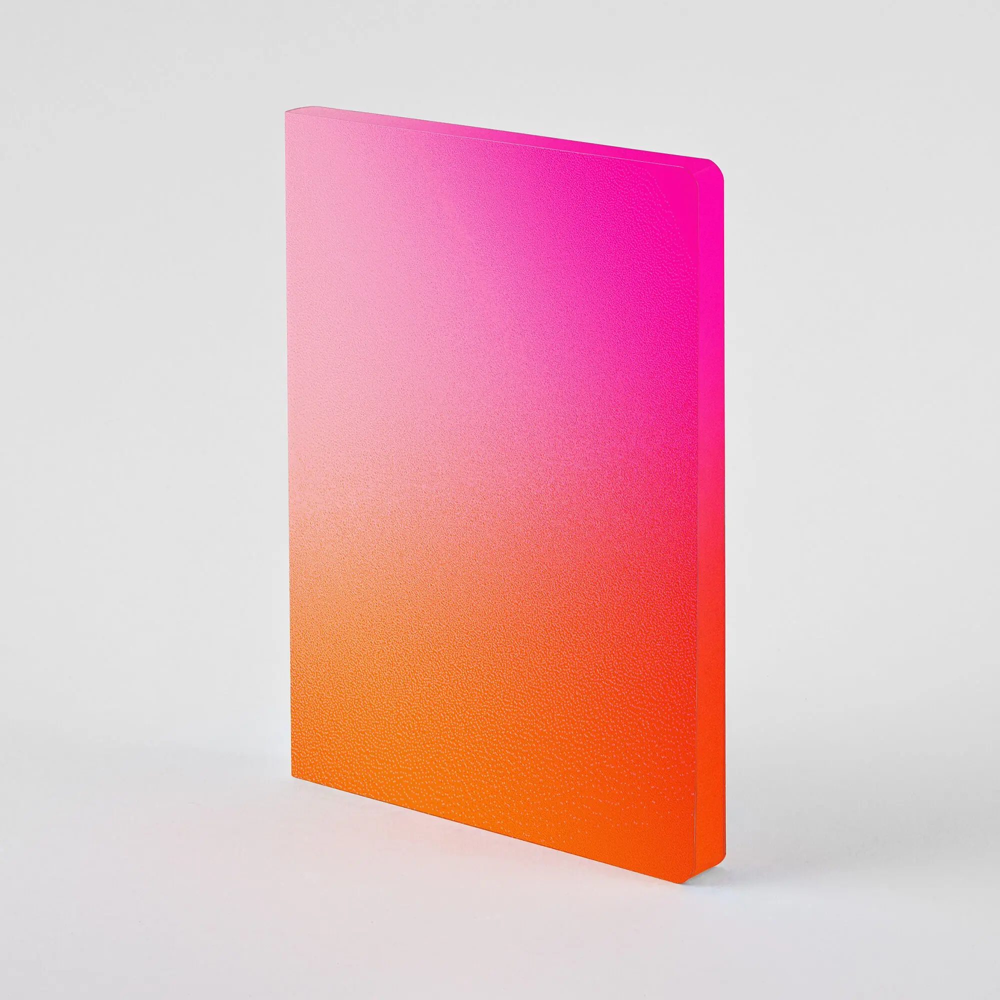 Burn - Color Clash L Light | nuuna notebook A5+ | Dotted Journal | 3.5mm dot grid | 176 numbered pages | 120g premium paper | leather | sustainably produced in Germany