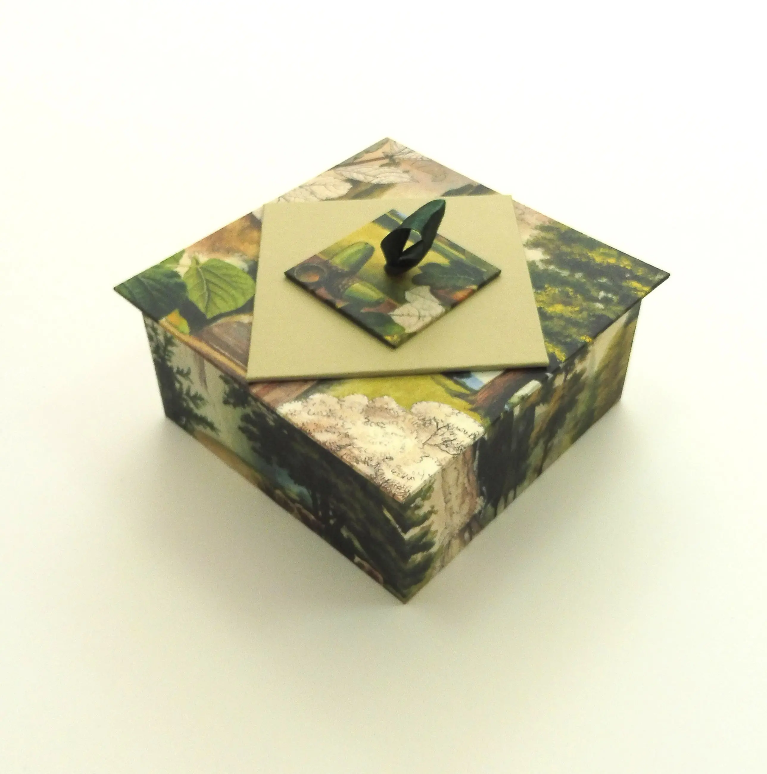 Square writing box, forest