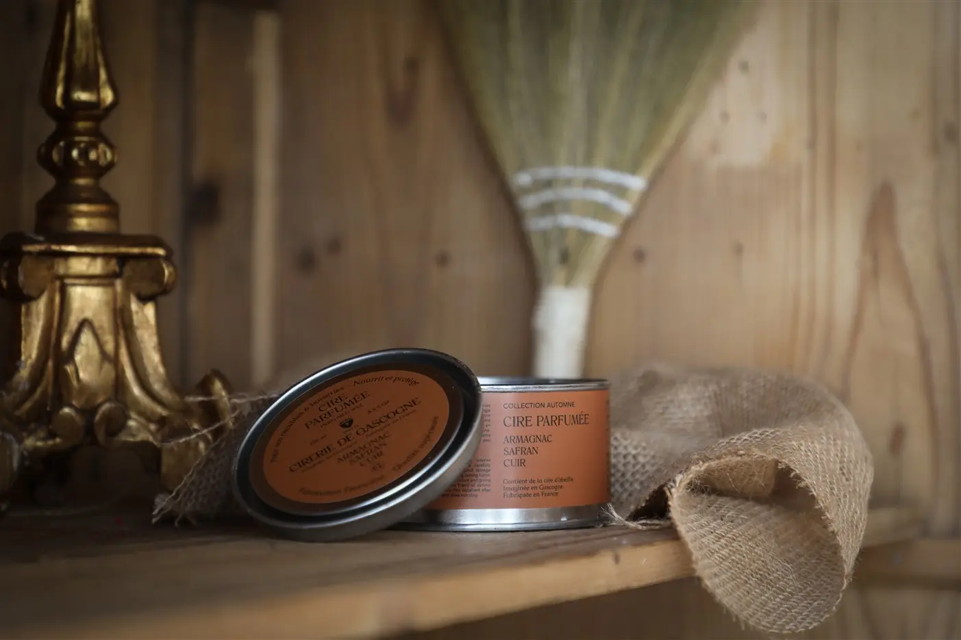 Armagnac saffron leather scented wax for furniture & woodwork