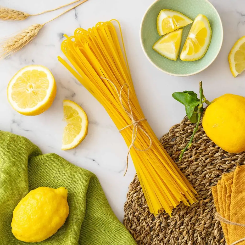 Homemade linguine with lemon