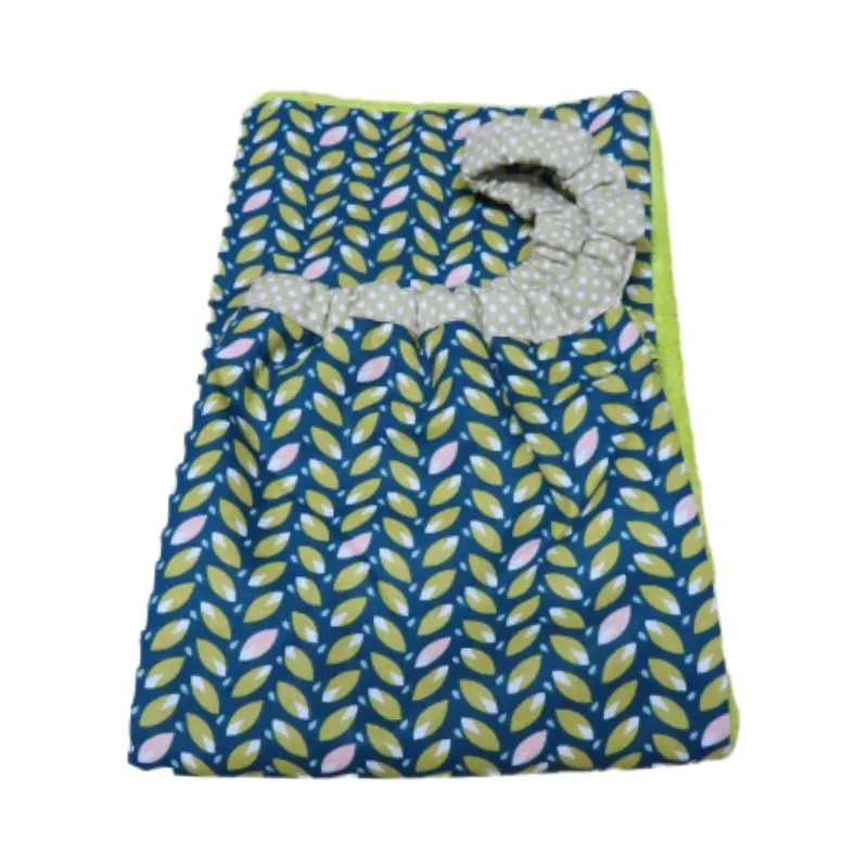 Adult elastic towel Small leaves green background