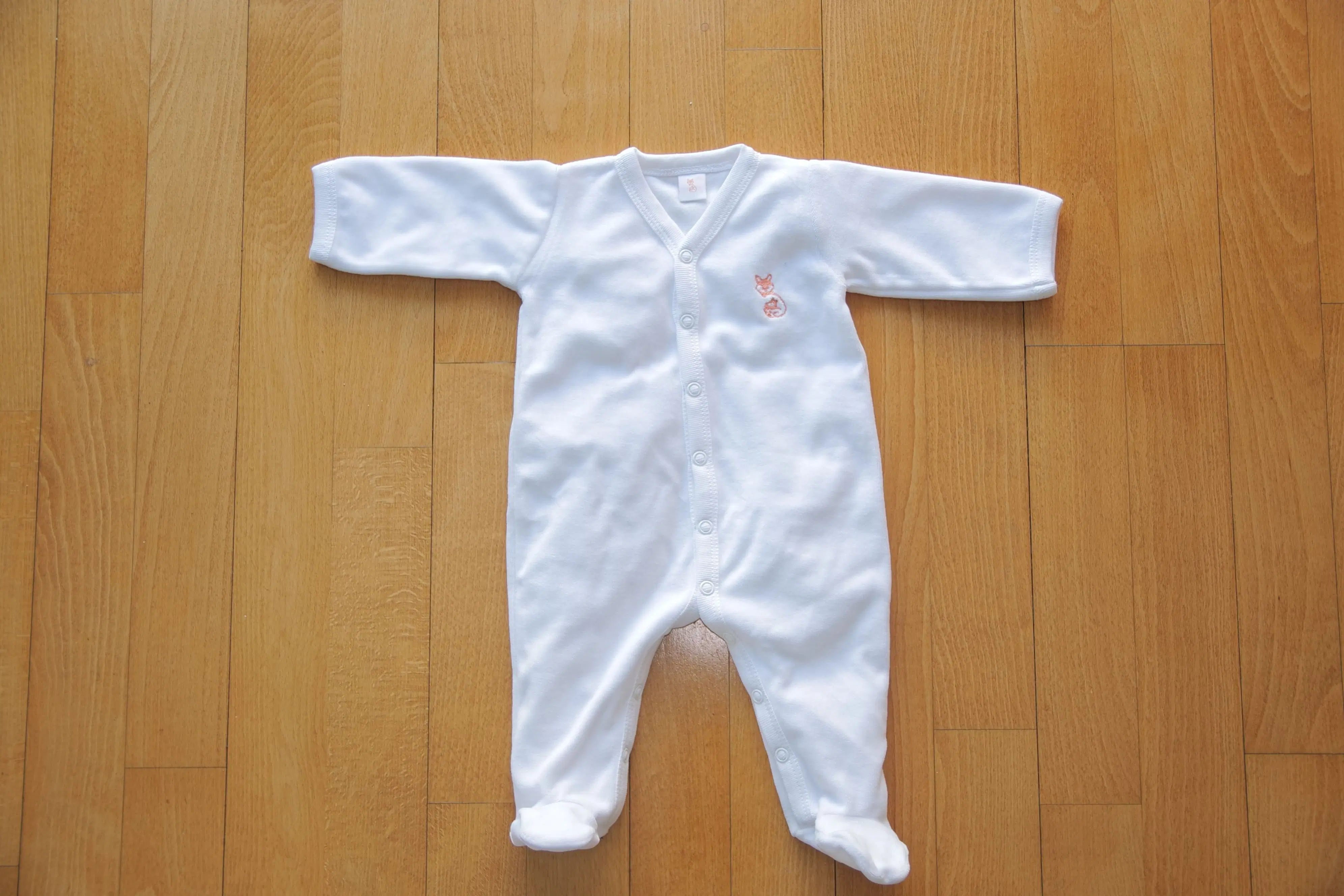 Samtpyjama 3 MONATE WEISS - 100% Bio-Baumwolle GOTS
