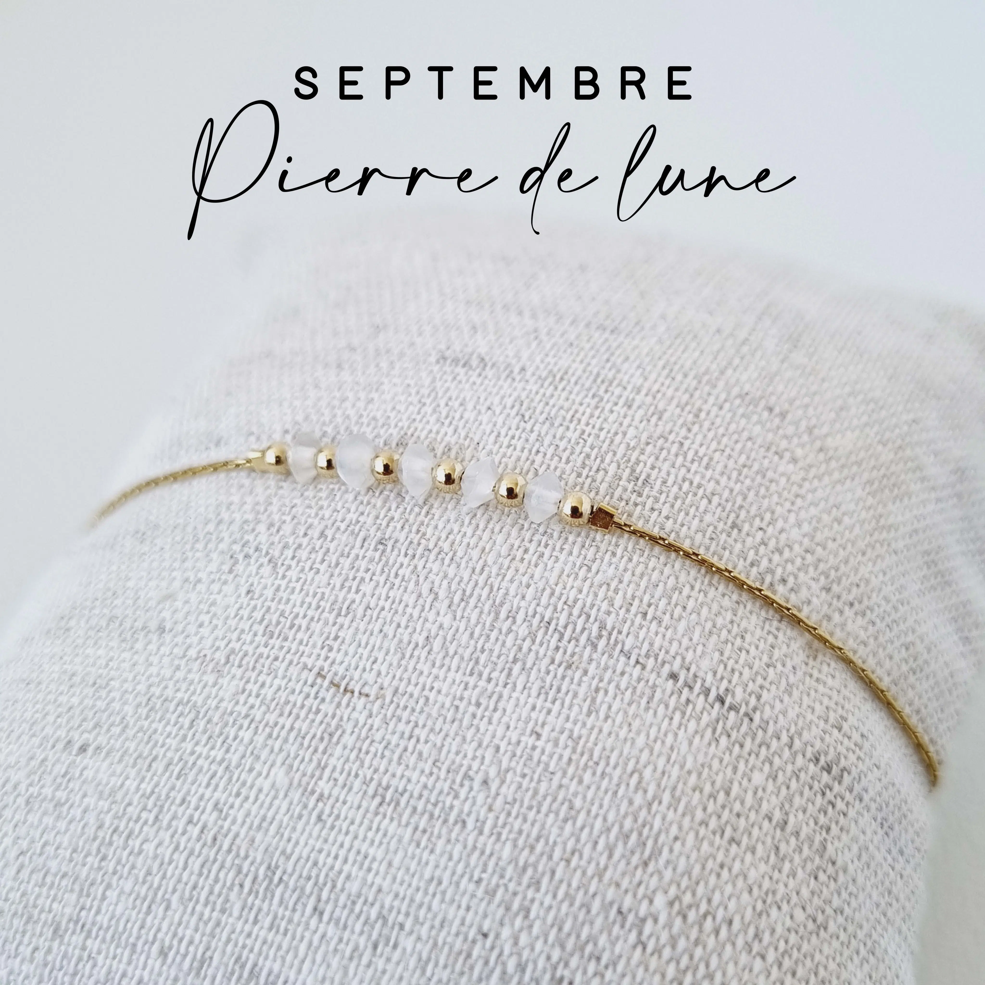 Birthstone bracelet for the month of September: Moonstone