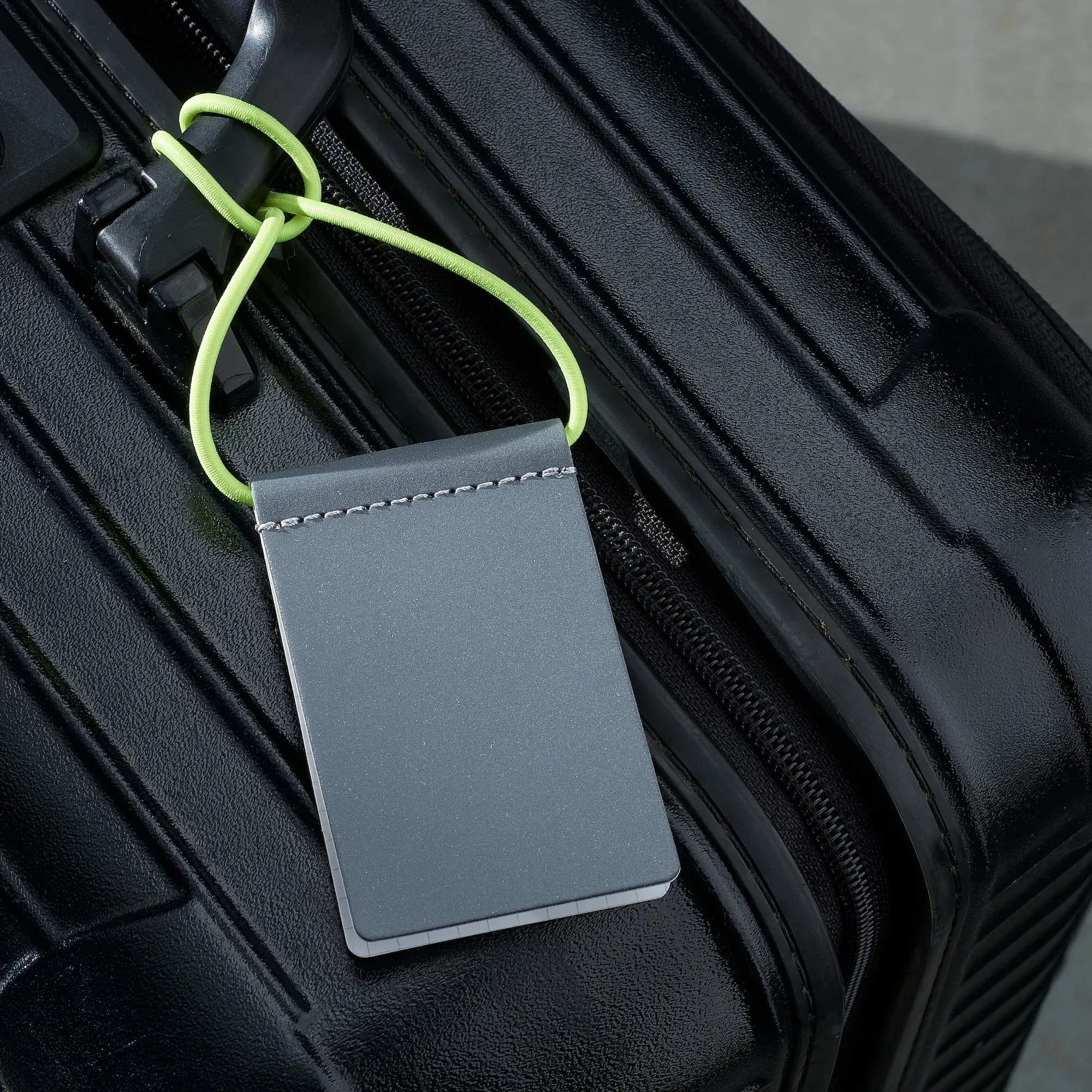 luggage tag reflector writable easy-to-hang neon yellow