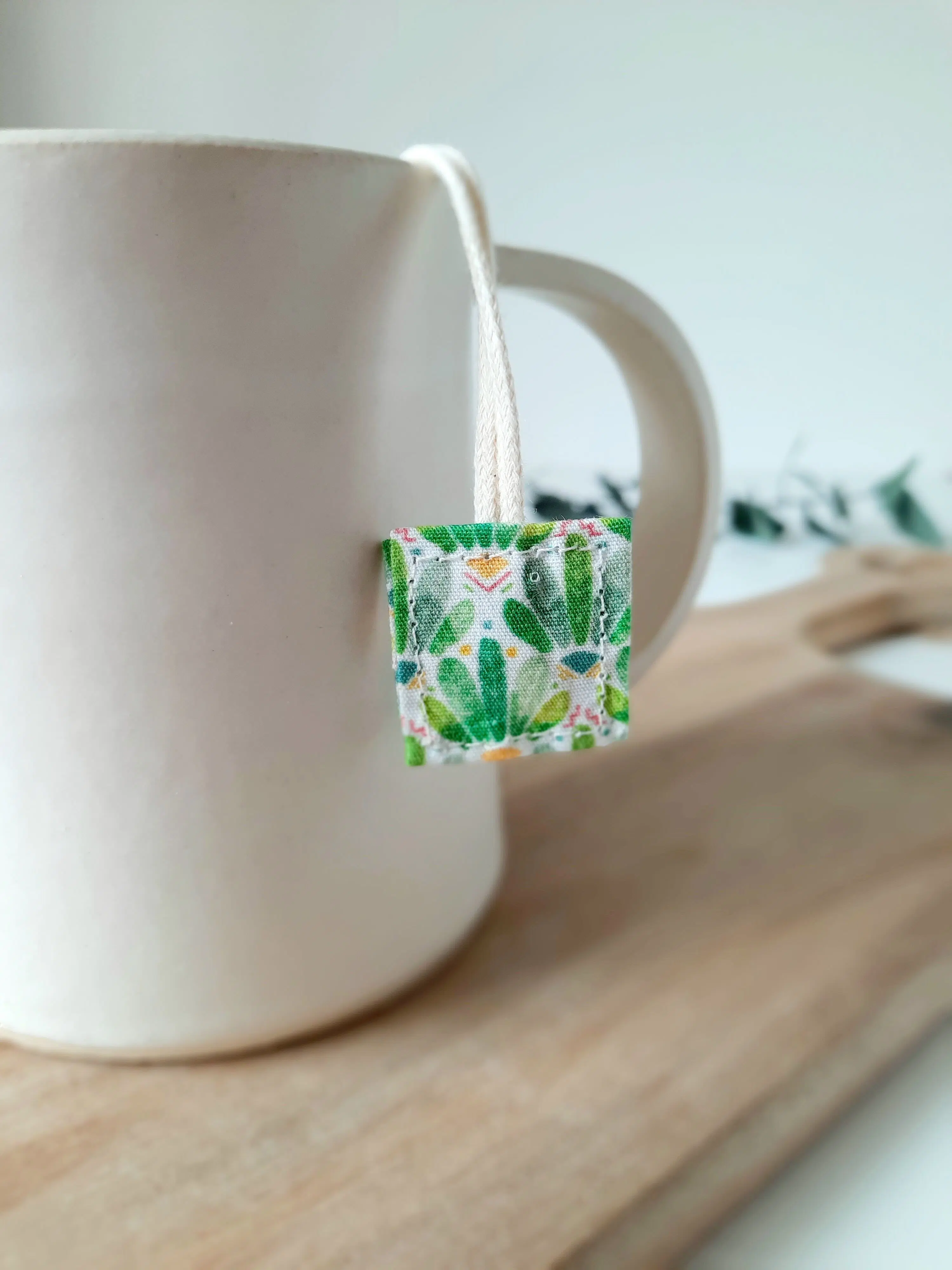 Filtre à thé réutilisable en tissu certifié pour le contact alimentaire