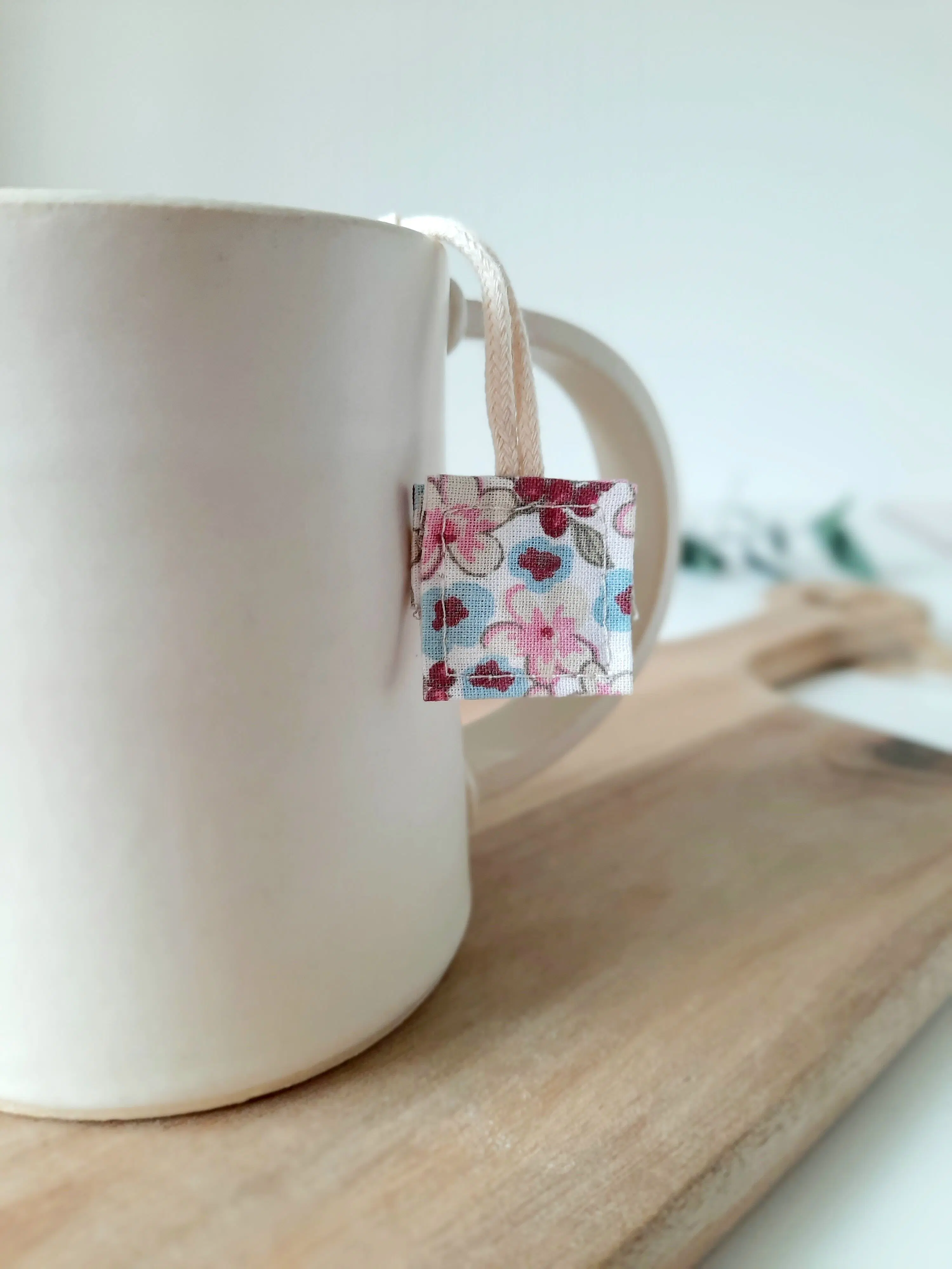 Filtre à thé réutilisable en tissu certifié pour le contact alimentaire