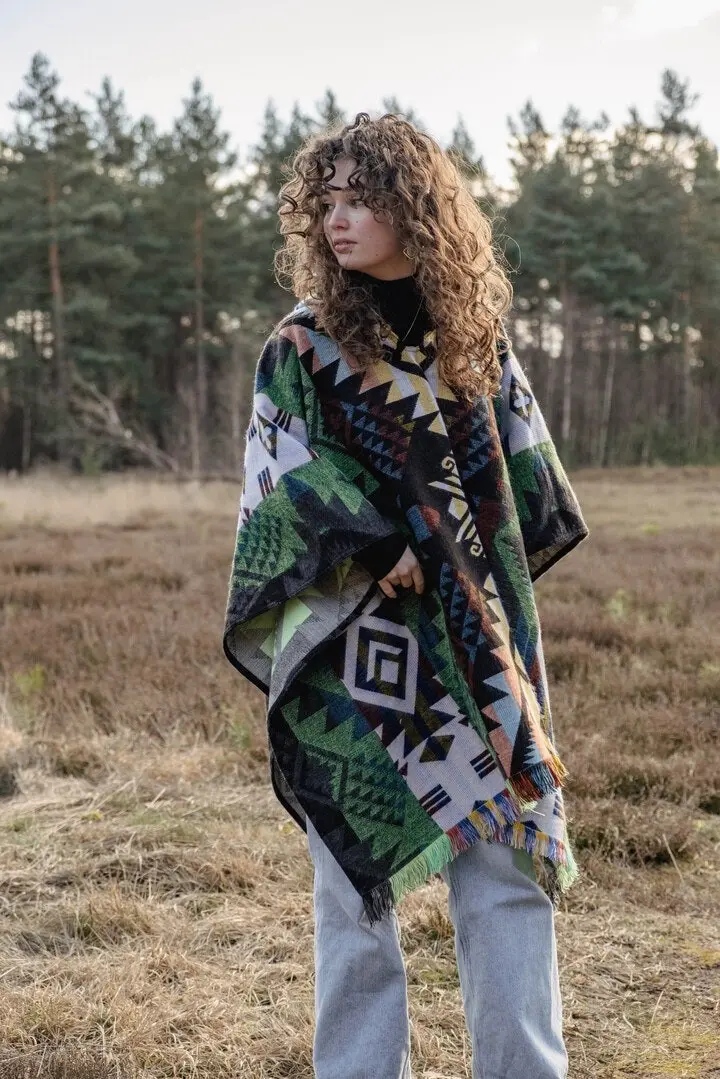 Poncho Waorani Verde