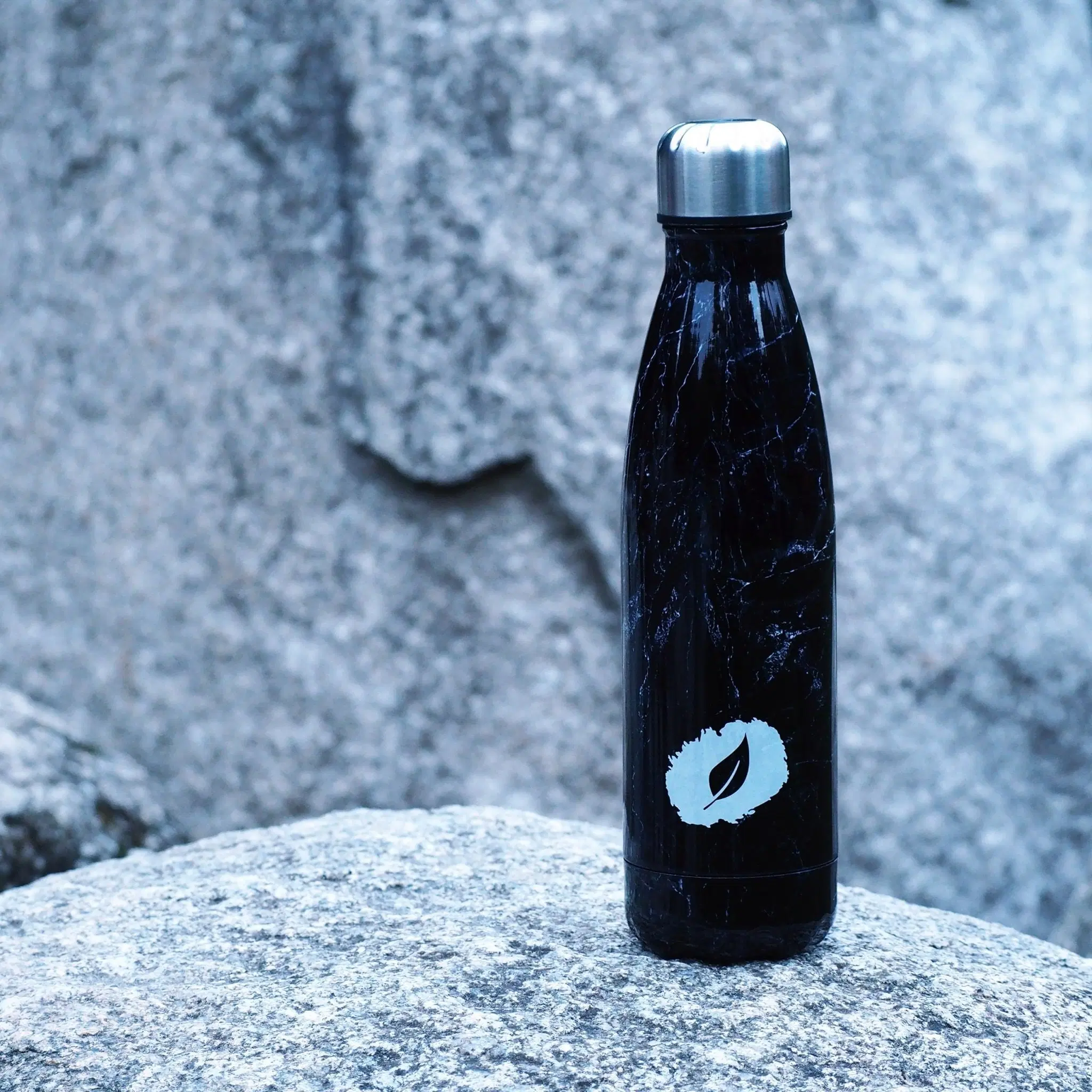 BIOMATE black/white marble insulated bottle - Thermos (500ML)