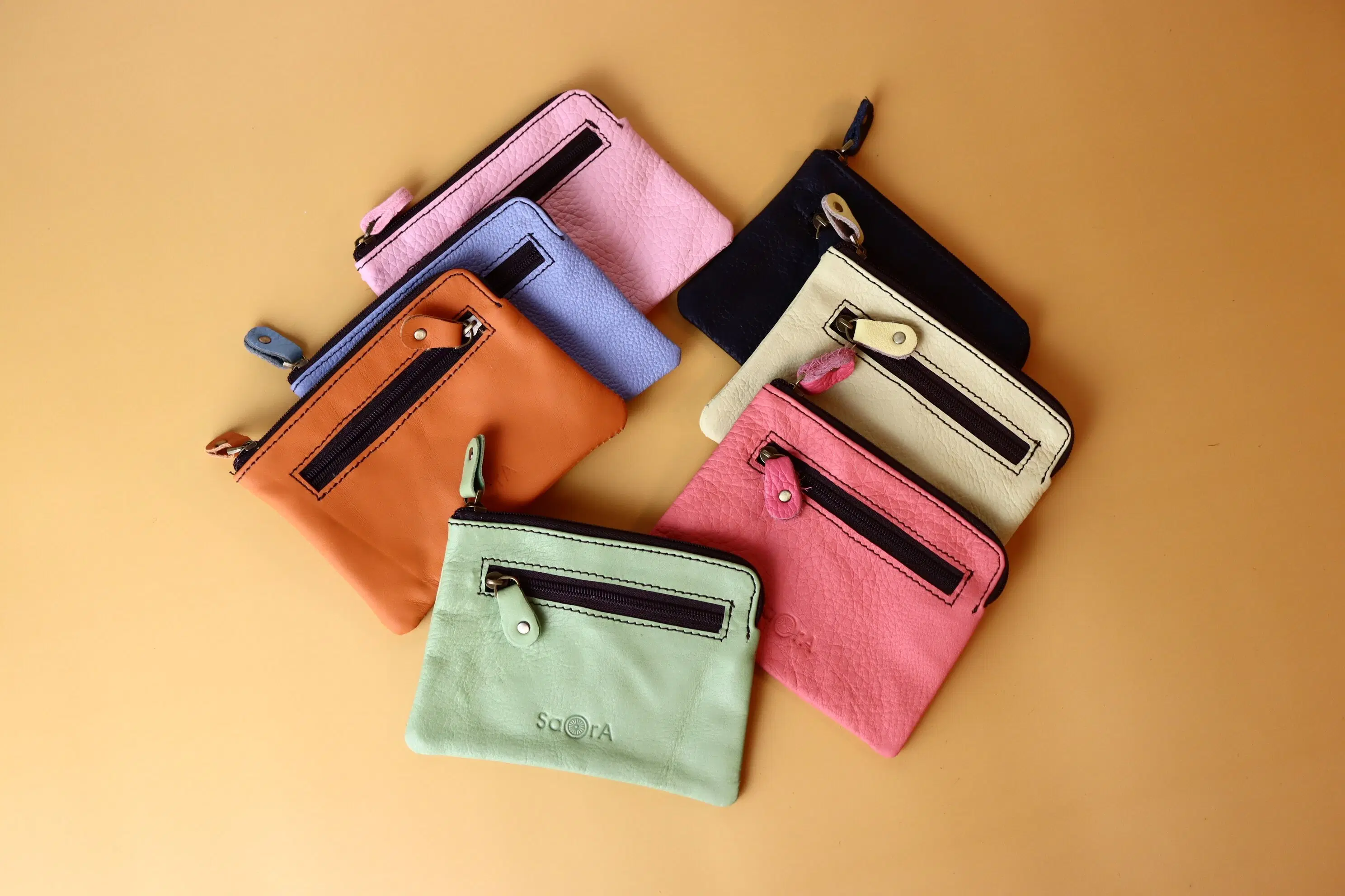 Classic leather wallet - ARES