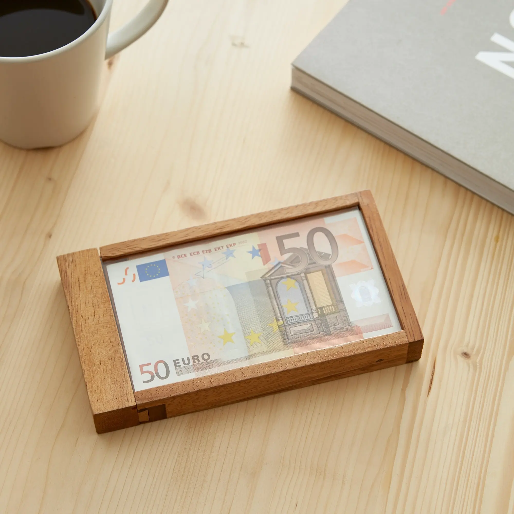Caja de regalo de dinero mágico