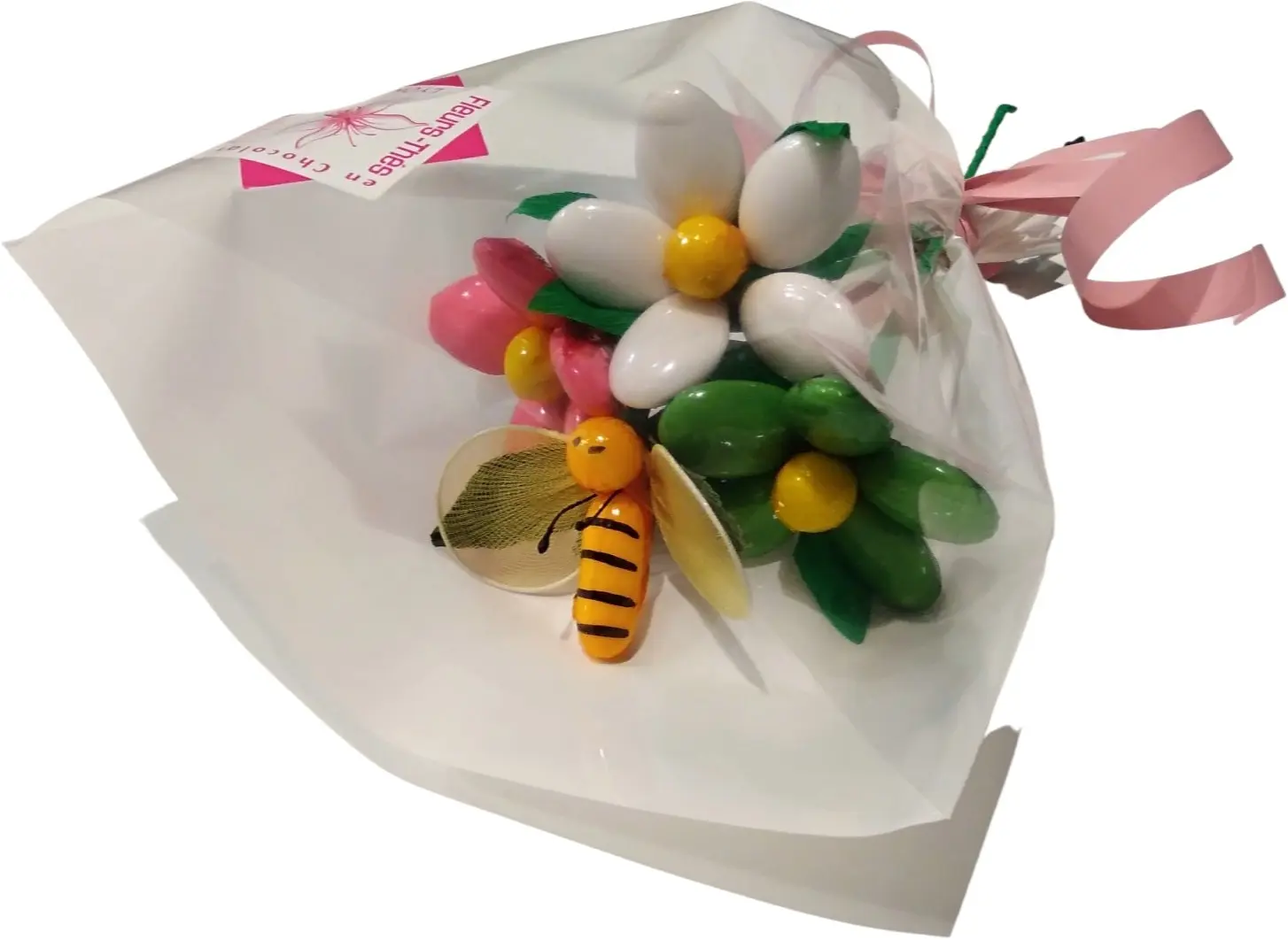 Mini ladybug or bee and daisy bouquet chocolate dragees