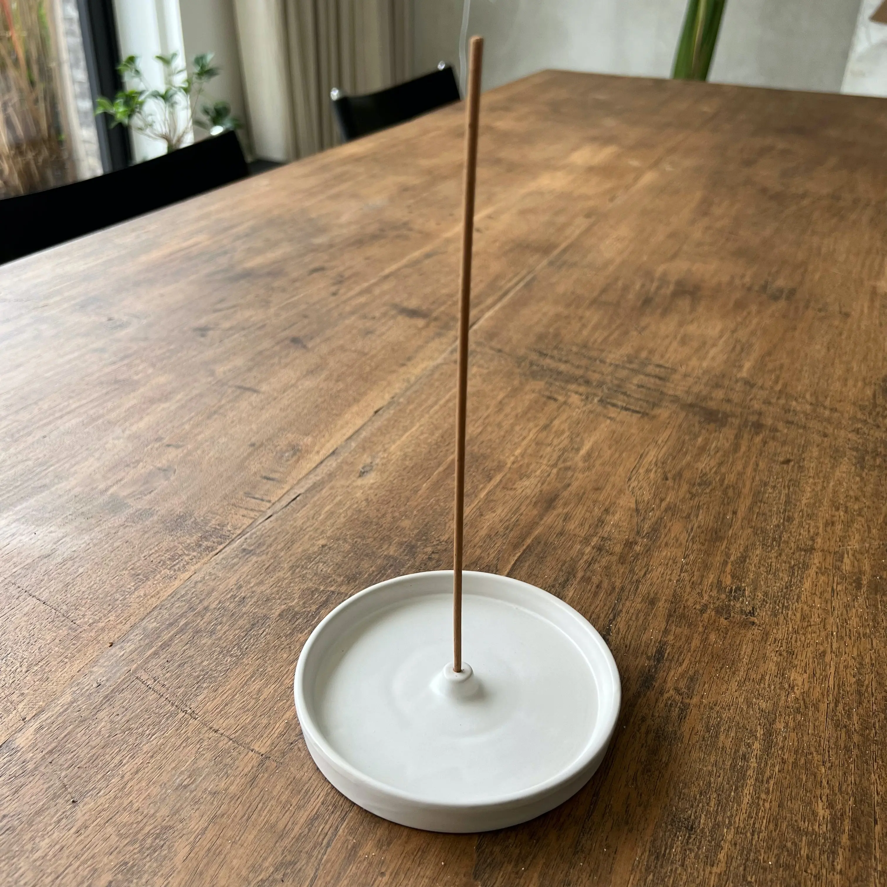 Incense holder - ceramic - white - round - Ø13 cm