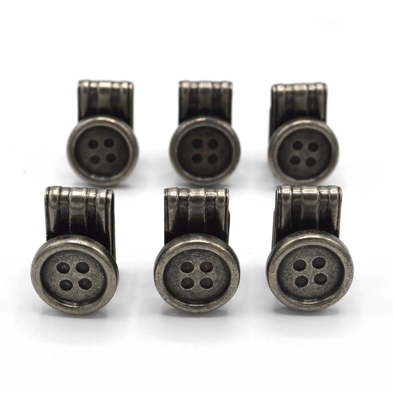 Set of 6 clip buttons