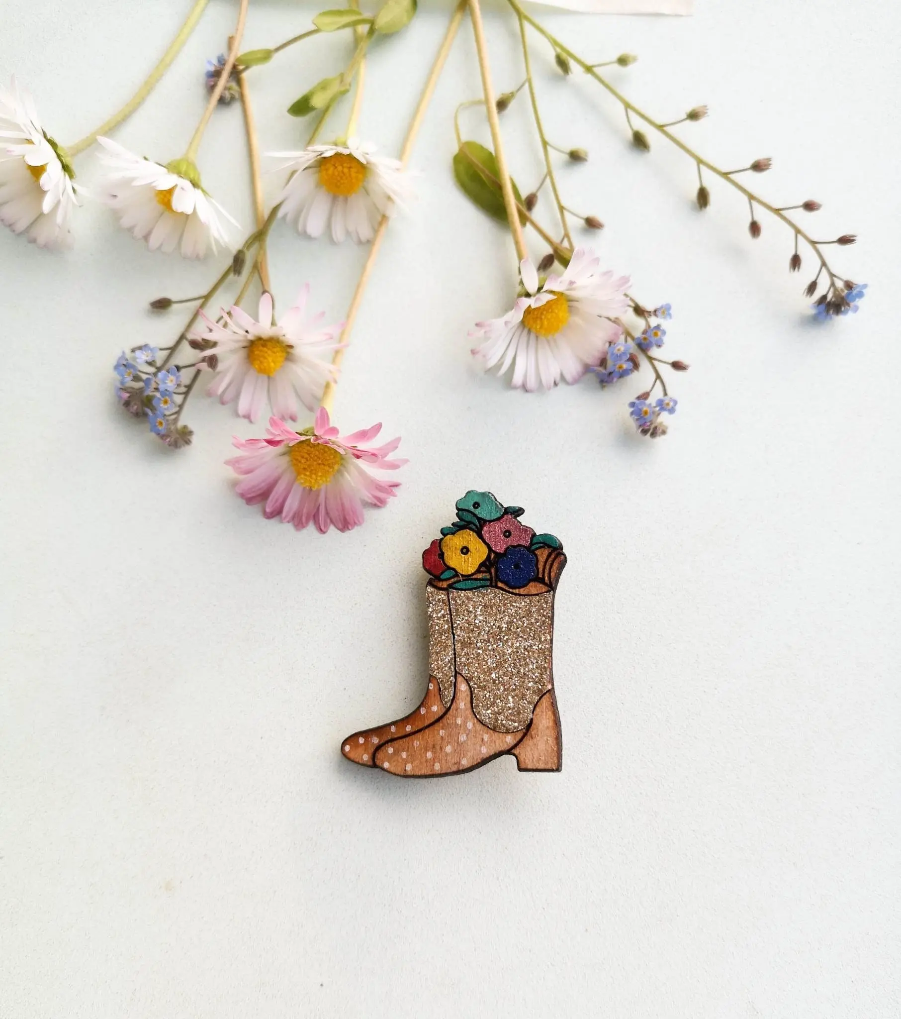 brooch boots