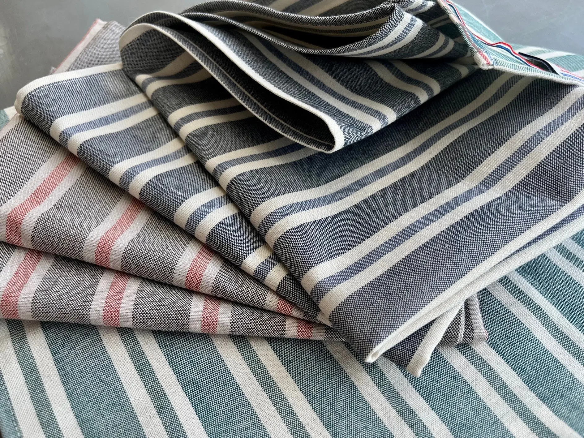 LOUISE tea towel - 100% cotton - Retro