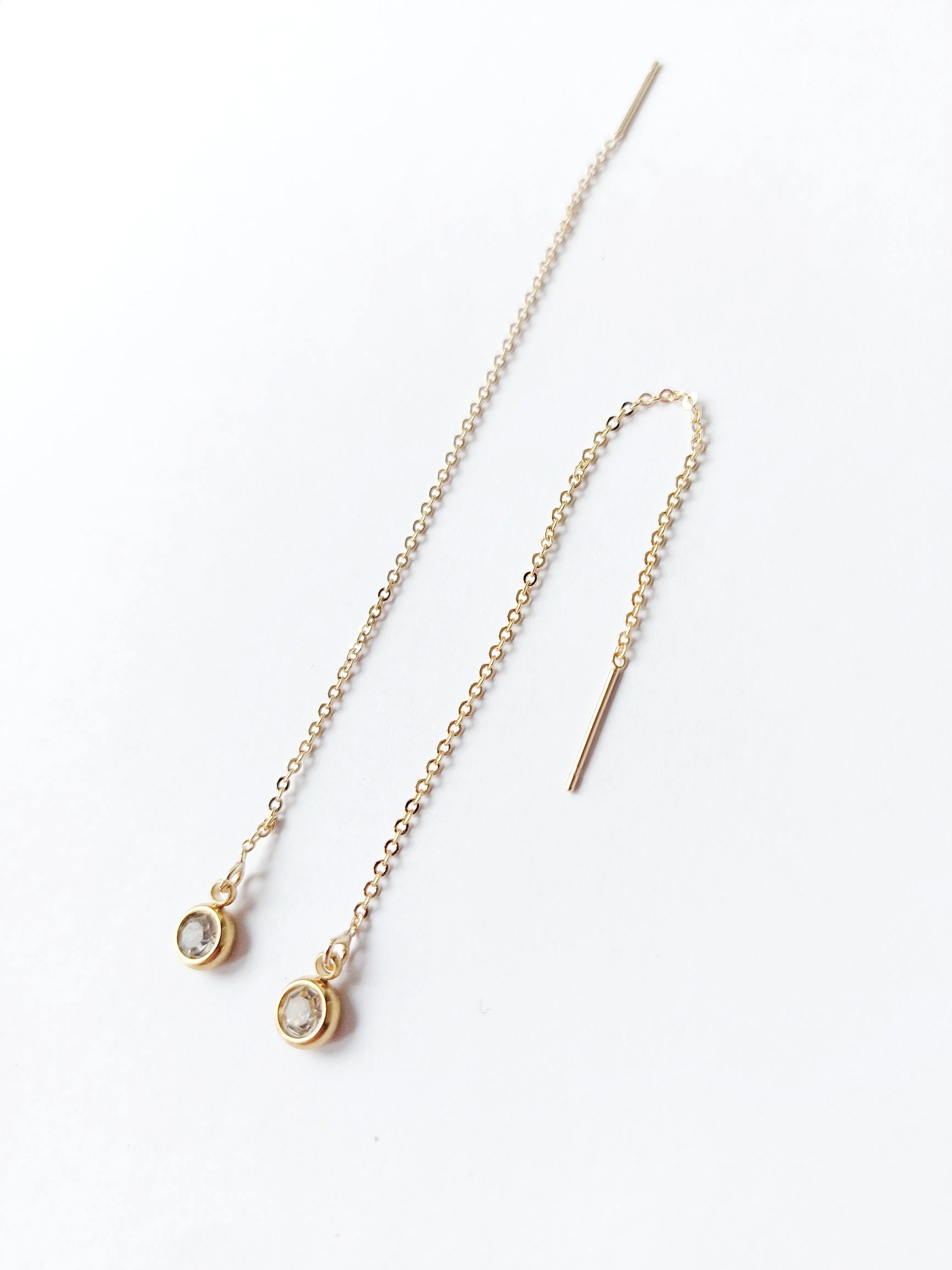 Boucles d'oreille chaîne et brillance