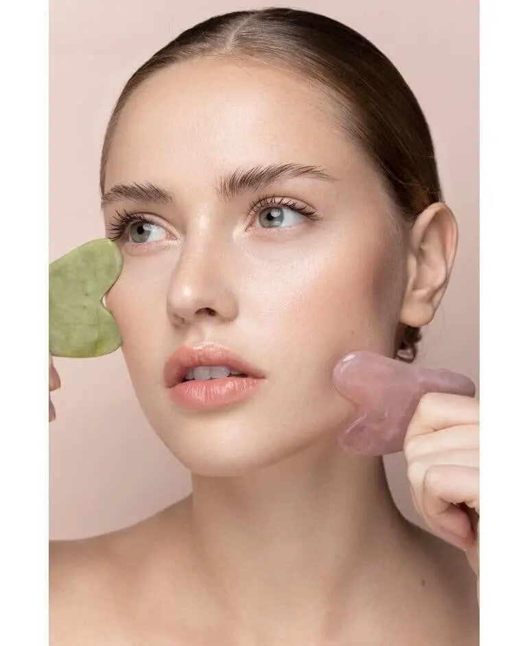 Stein-Gua-Sha-Gesicht