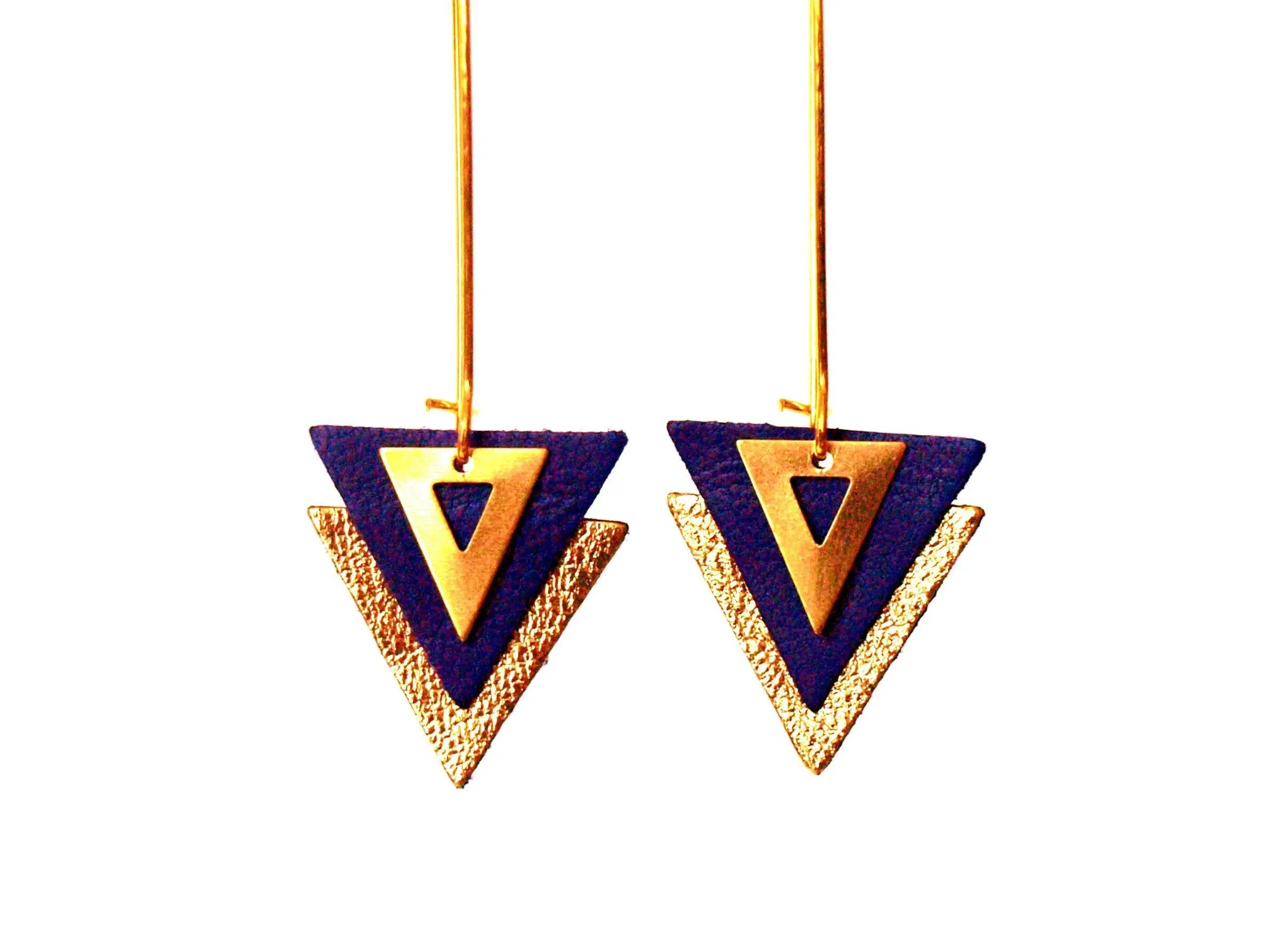 Blue and gold leather earrings, navy blue leather and brass triangles on large sleepers - PIAMA model