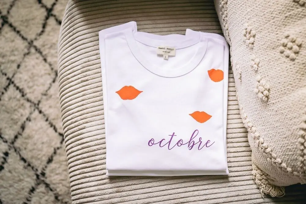 The non-breastfeeding T-shirt - October