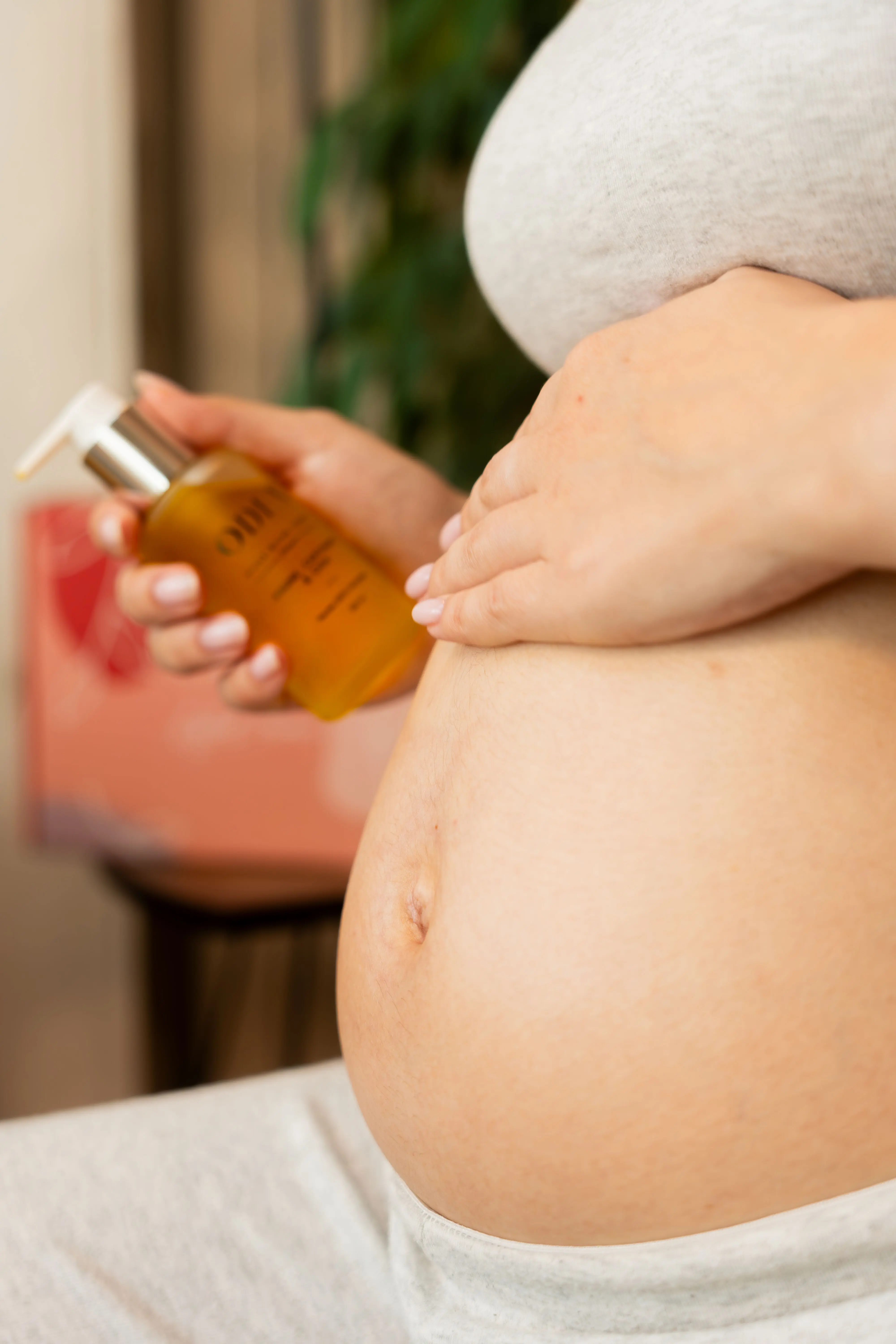 Aceite corporal enriquecido: nutrición intensa para una piel suave y firme