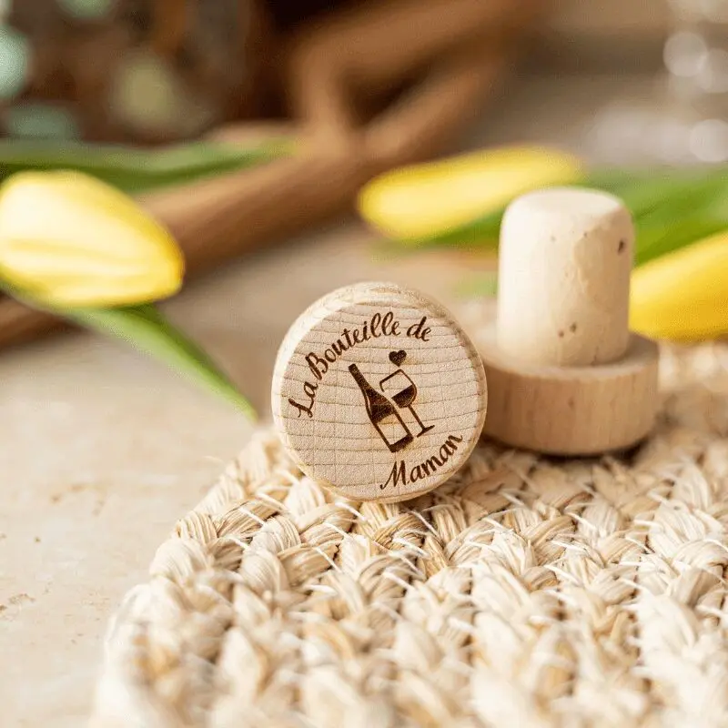 Wine Bottle Stopper "La Bouteille de Maman" in cork and wood - My Bambou