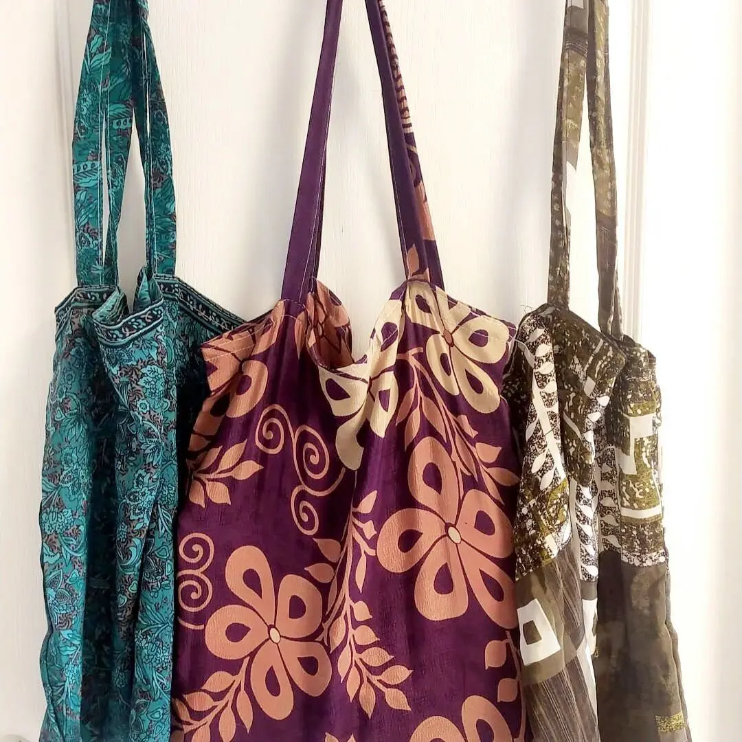Sacs & emballages en tissu recyclé, Upcyclés & durables - SACS CADEAU SARIS
