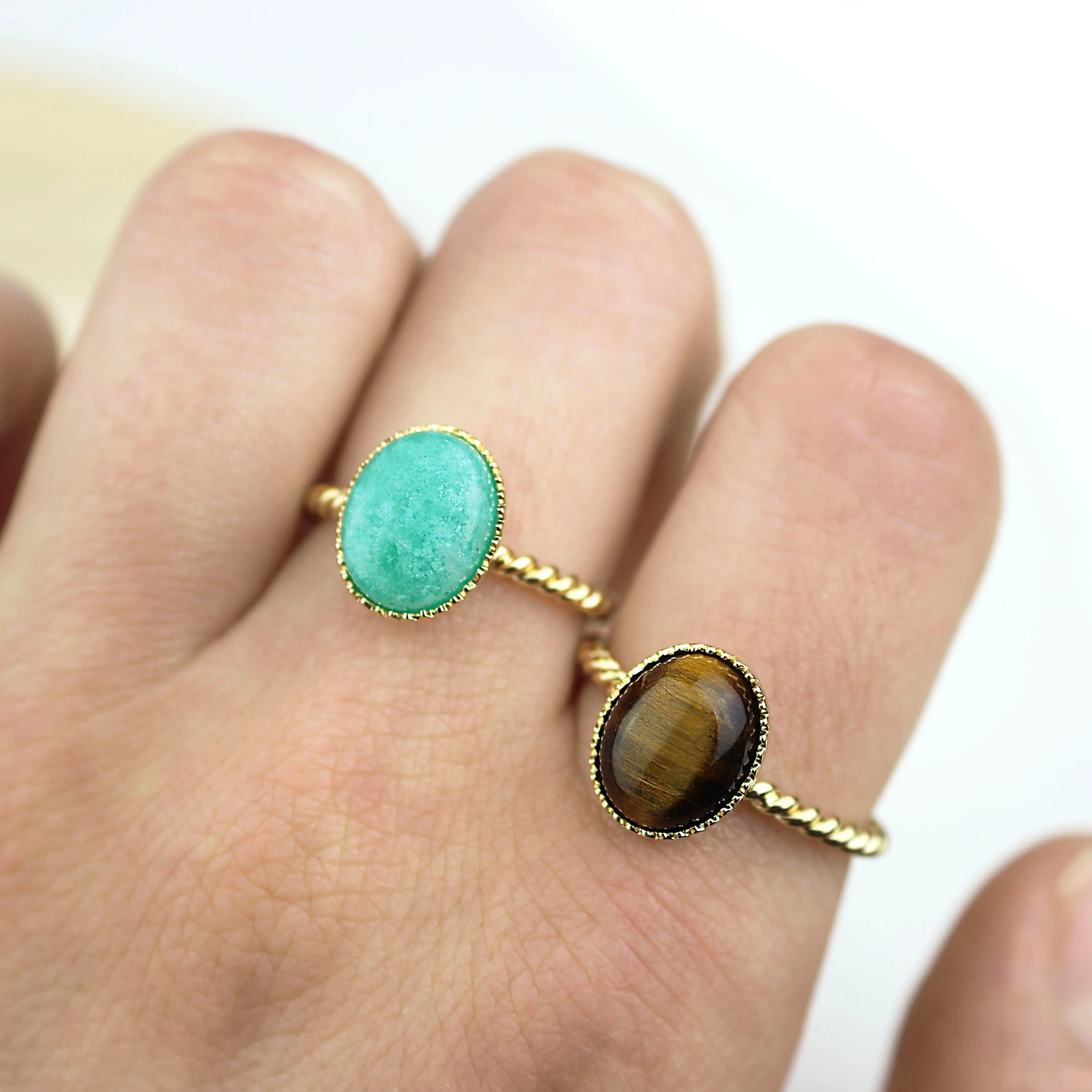 Adjustable gold-plated ring, twisted ring, natural stone, adjustable gold women's ring, amazonite, labradorite, mother-of-pearl, lapis lazuli, malachite, amethyst, sodalite, aventurine