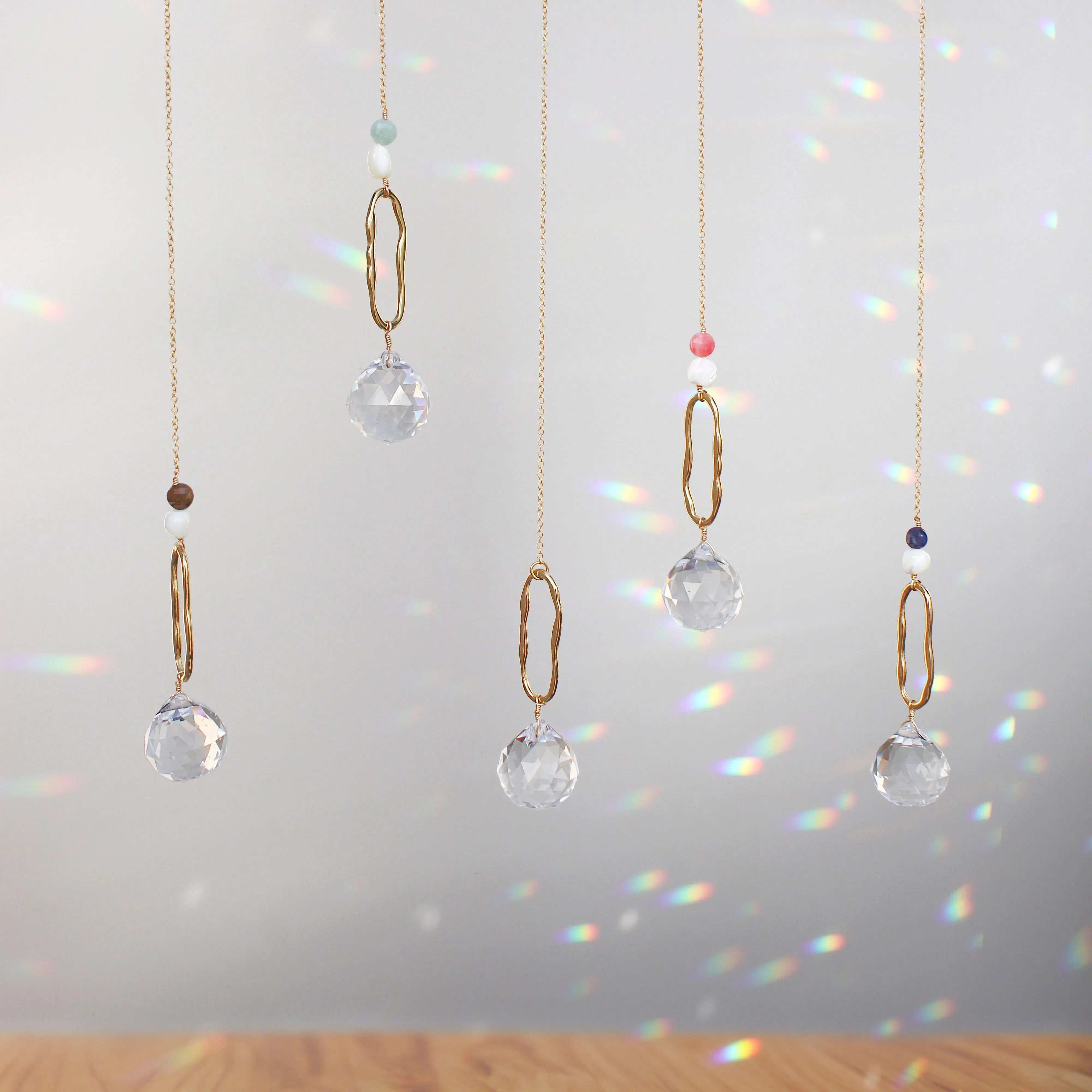 Suncatcher crystal glass sun catcher, window suspension, golden brass wall decoration