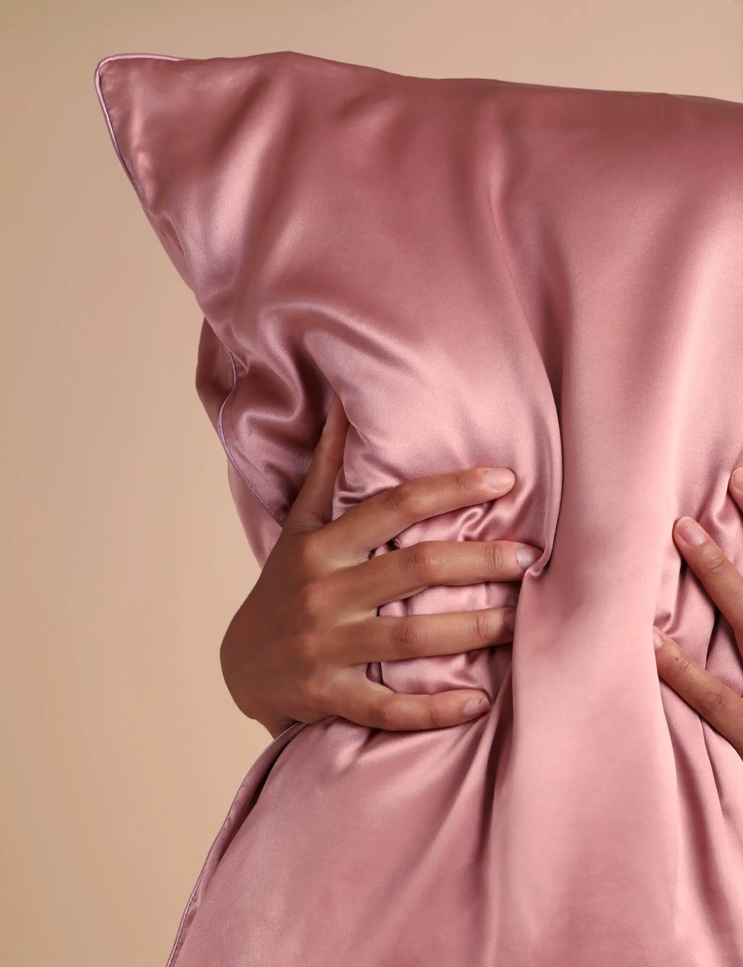 Old pink square Pillowcase